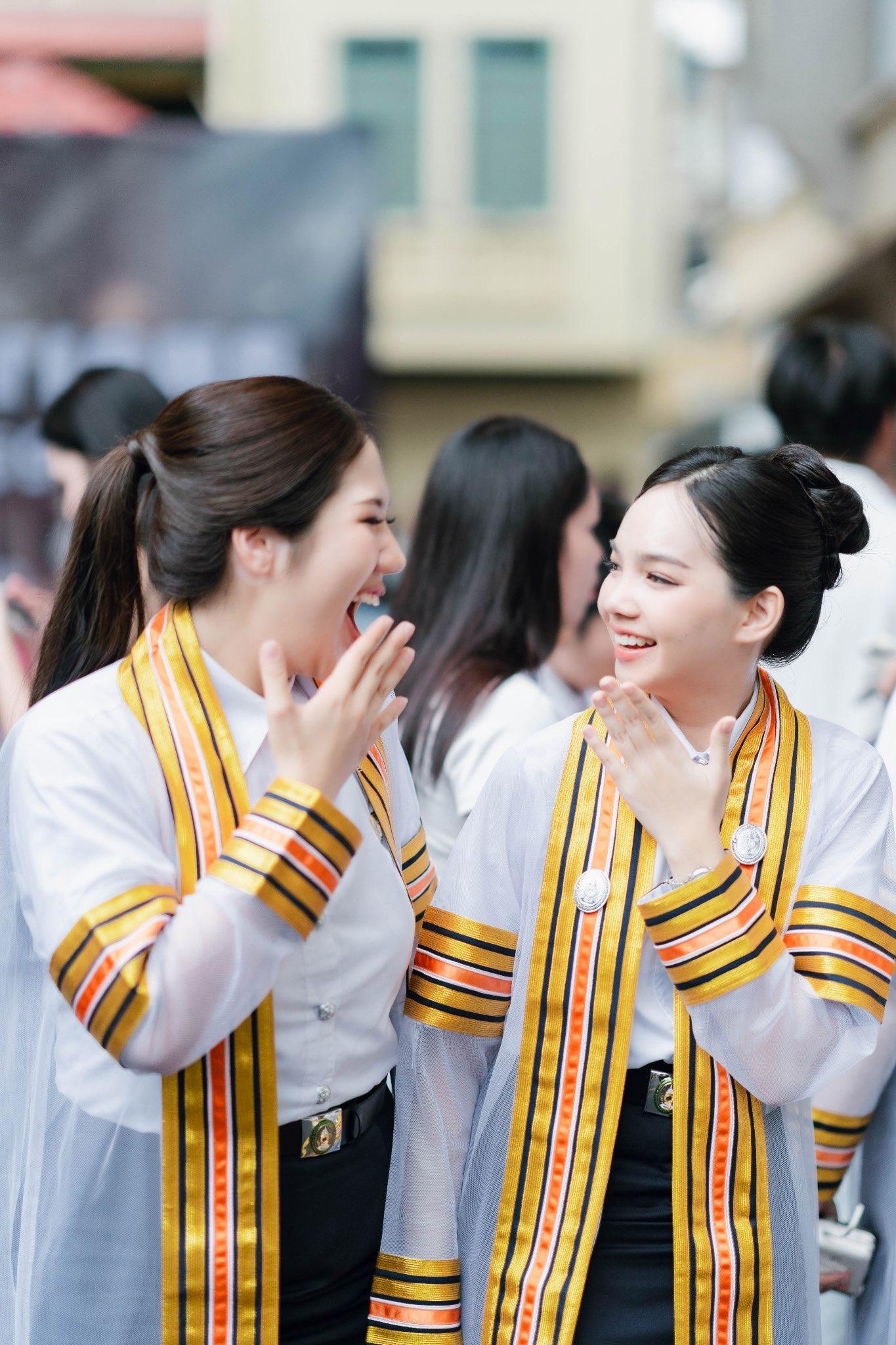 ผลงานรับปริญญา โดย Lookchin Photographer ภาพที่ 8