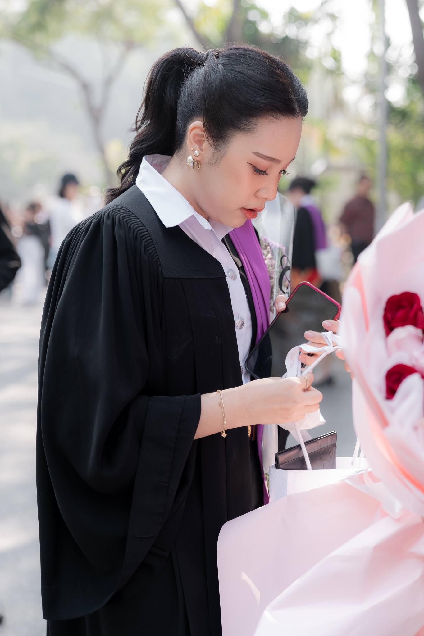ผลงานรับปริญญา โดย Lookchin Photographer ภาพที่ 14