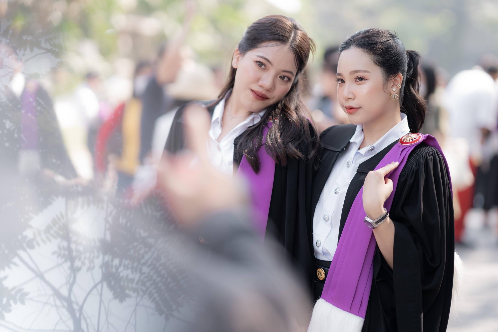 ผลงานรับปริญญา โดย Lookchin Photographer ภาพที่ 16
