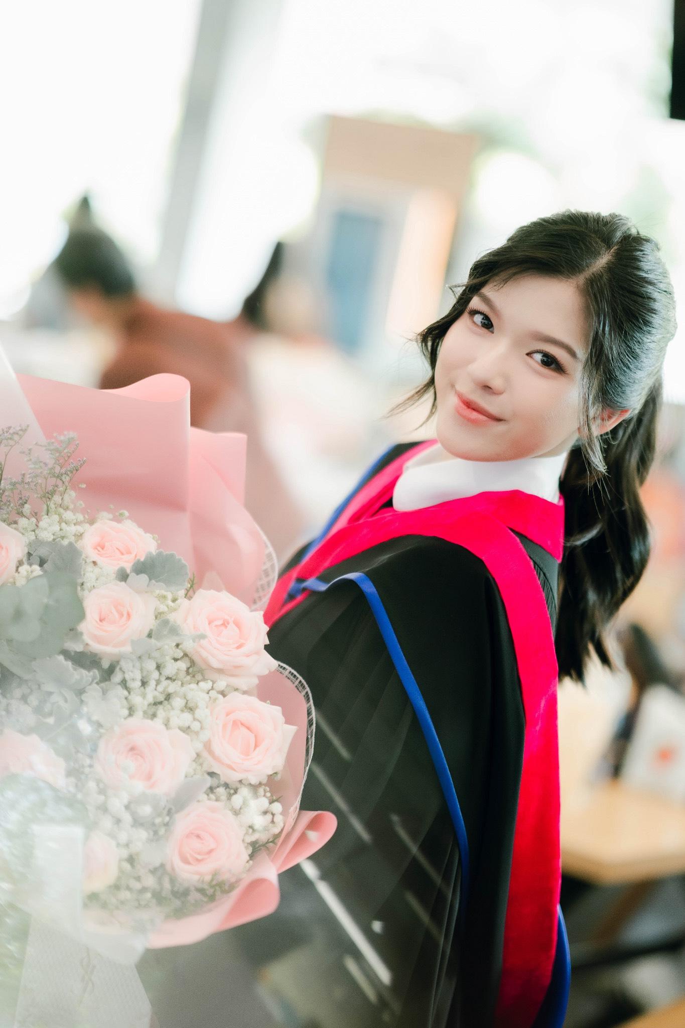 ผลงานรับปริญญา โดย Lookchin Photographer ภาพที่ 1