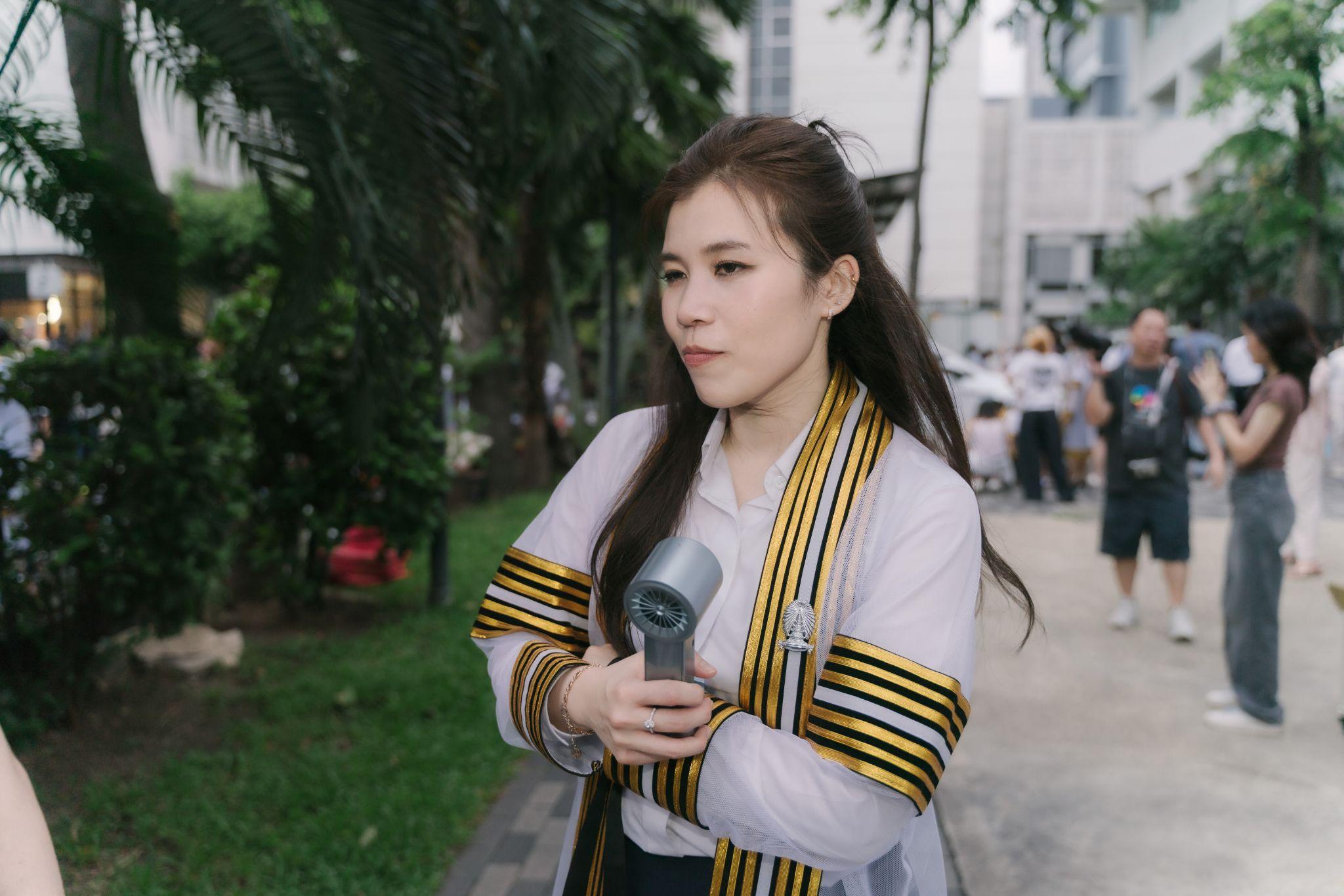 ผลงานรับปริญญา จุฬาลงกรณ์มหาวิทยาลัย โดย AtikomS. ภาพที่ 2