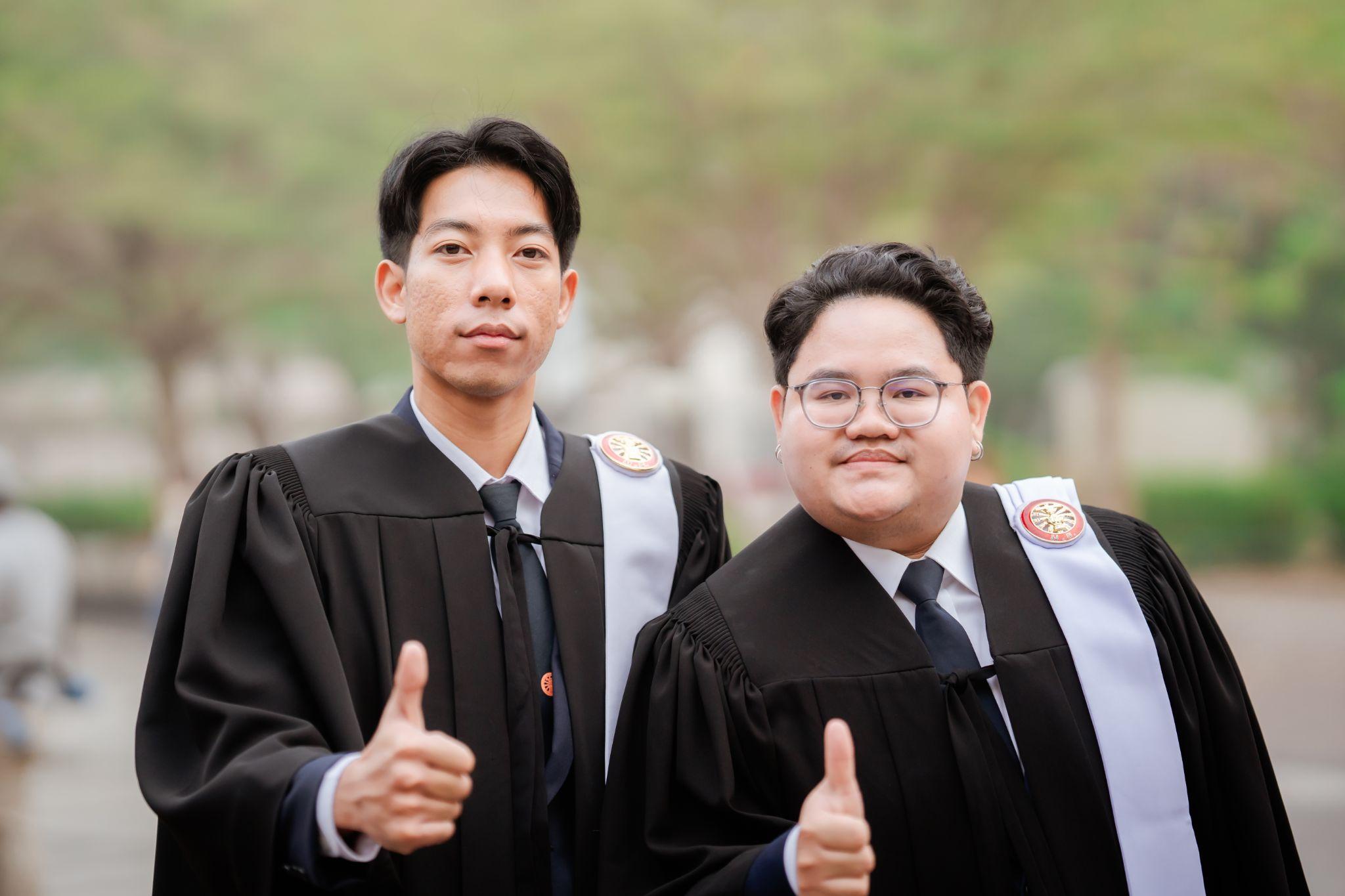 ผลงานรับปริญญา มหาวิทยาลัยธรรมศาสตร์ โดย Ardy Cinematic ภาพที่ 4