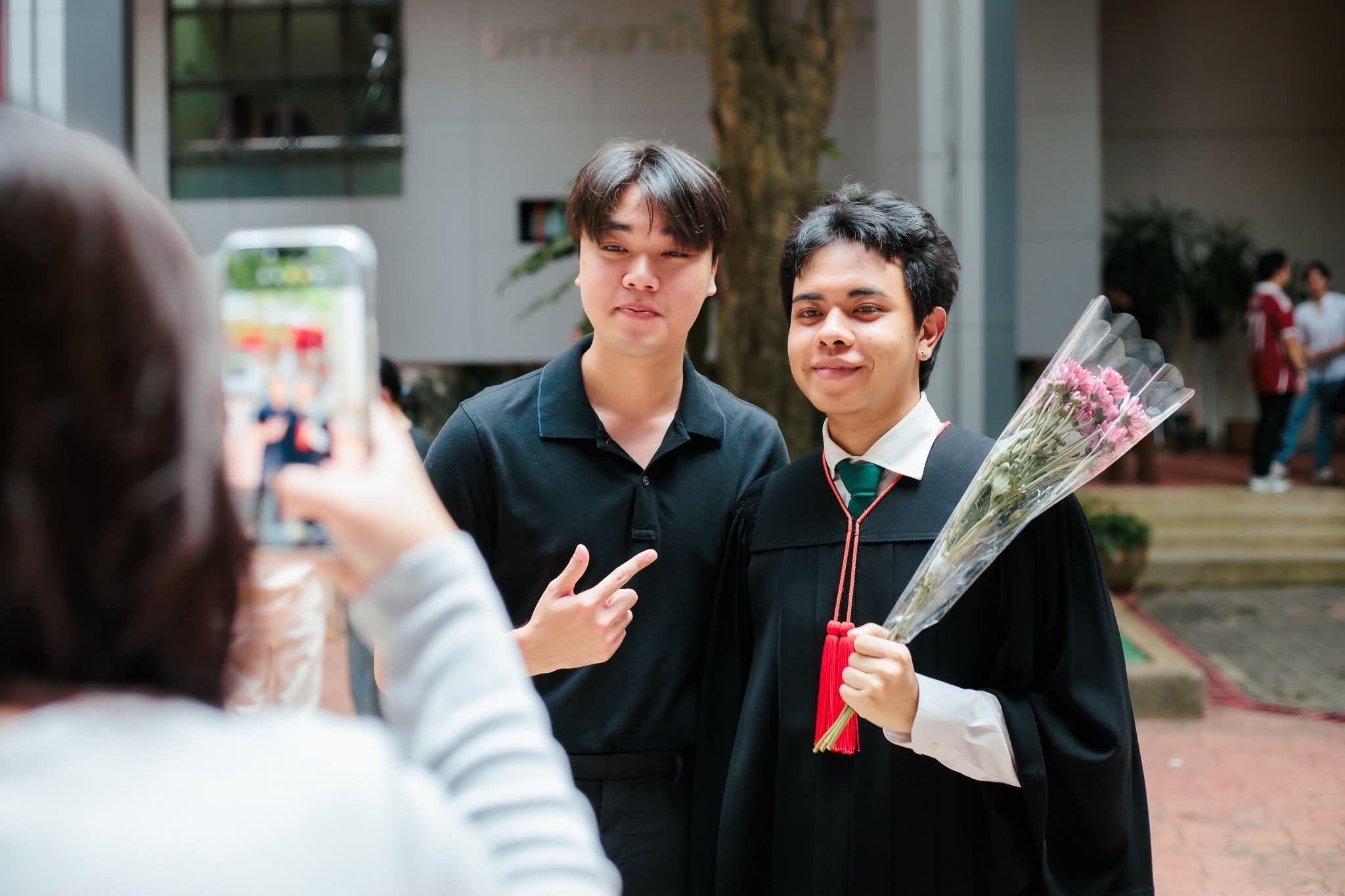 ผลงานรับปริญญา มหาวิทยาลัยเกษตรศาสตร์ โดย Joto_Album ภาพที่ 4