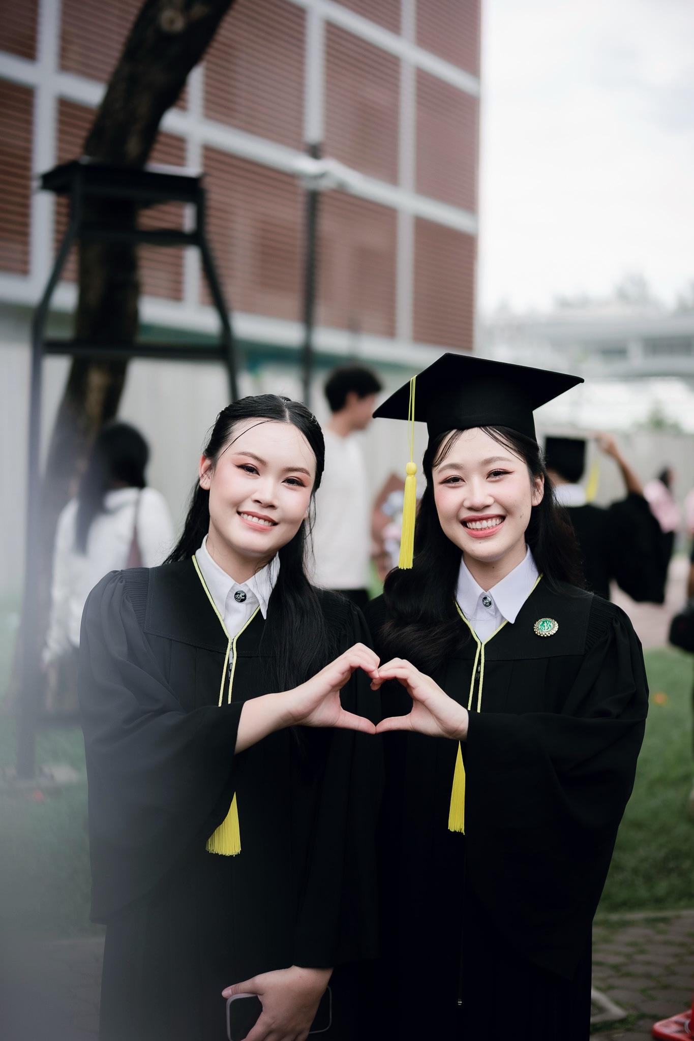 ผลงานรับปริญญา มหาวิทยาลัยเกษตรศาสตร์ โดย Latte ภาพที่ 3