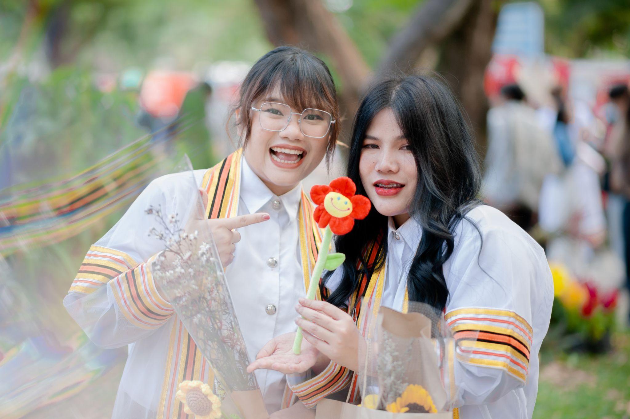 ผลงานรับปริญญา มหาวิทยาลัยขอนแก่น โดย Latte ภาพที่ 4