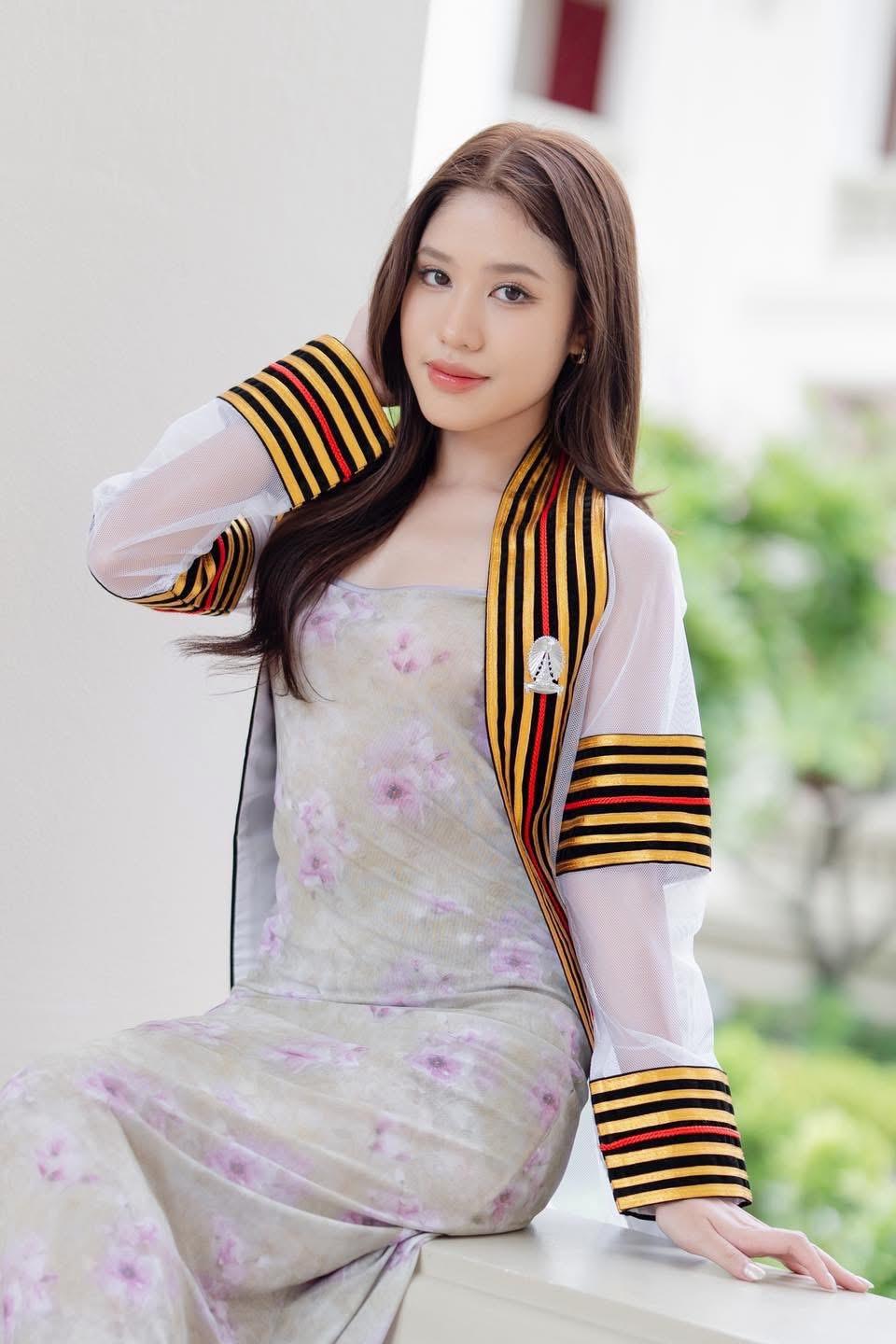 ผลงานรับปริญญา โดย ช่างภาพผู้หญิง ภาพที่ 2