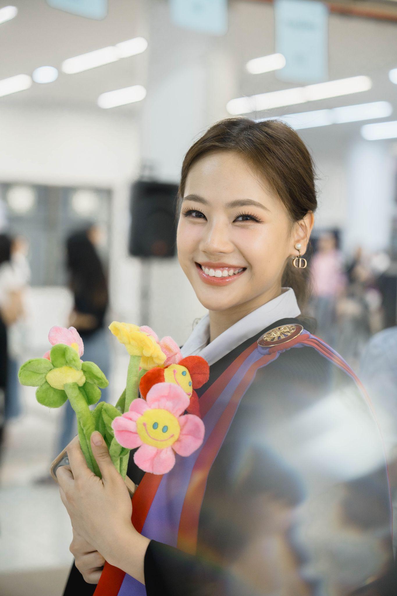 ผลงานรับปริญญา มหาวิทยาลัยธรรมศาสตร์ โดย KM.PhotoStudio ภาพที่ 10
