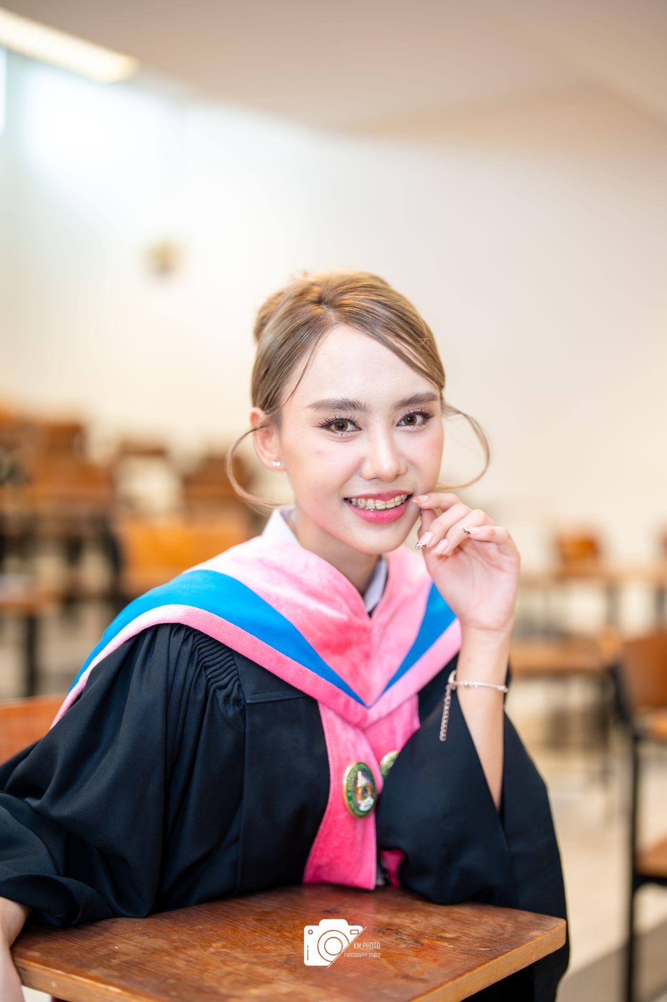 ผลงานรับปริญญา มหาวิทยาลัยราชภัฏเลย โดย KM.PhotoStudio ภาพที่ 12