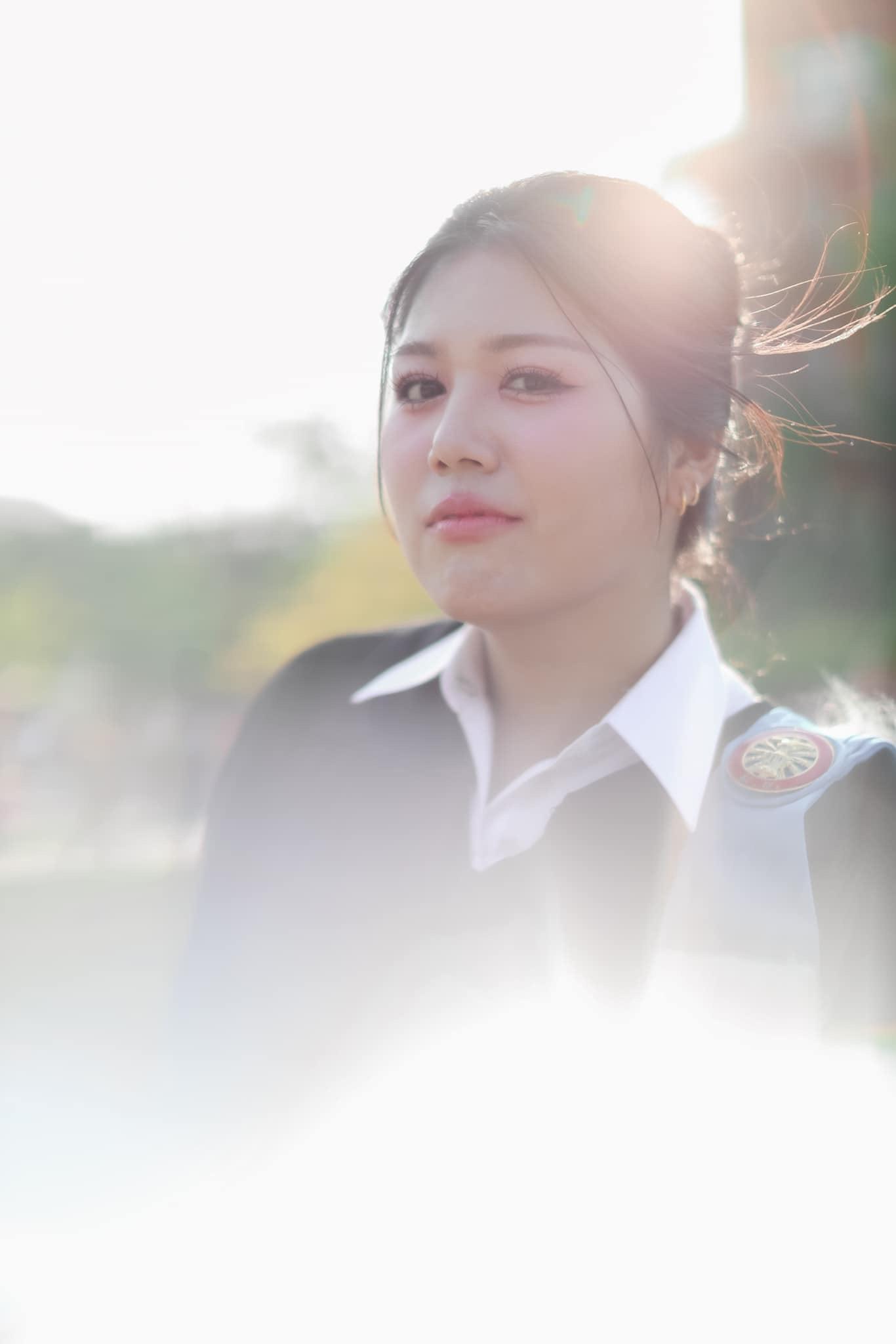 ผลงานรับปริญญา โดย Captain Studio ภาพที่ 1
