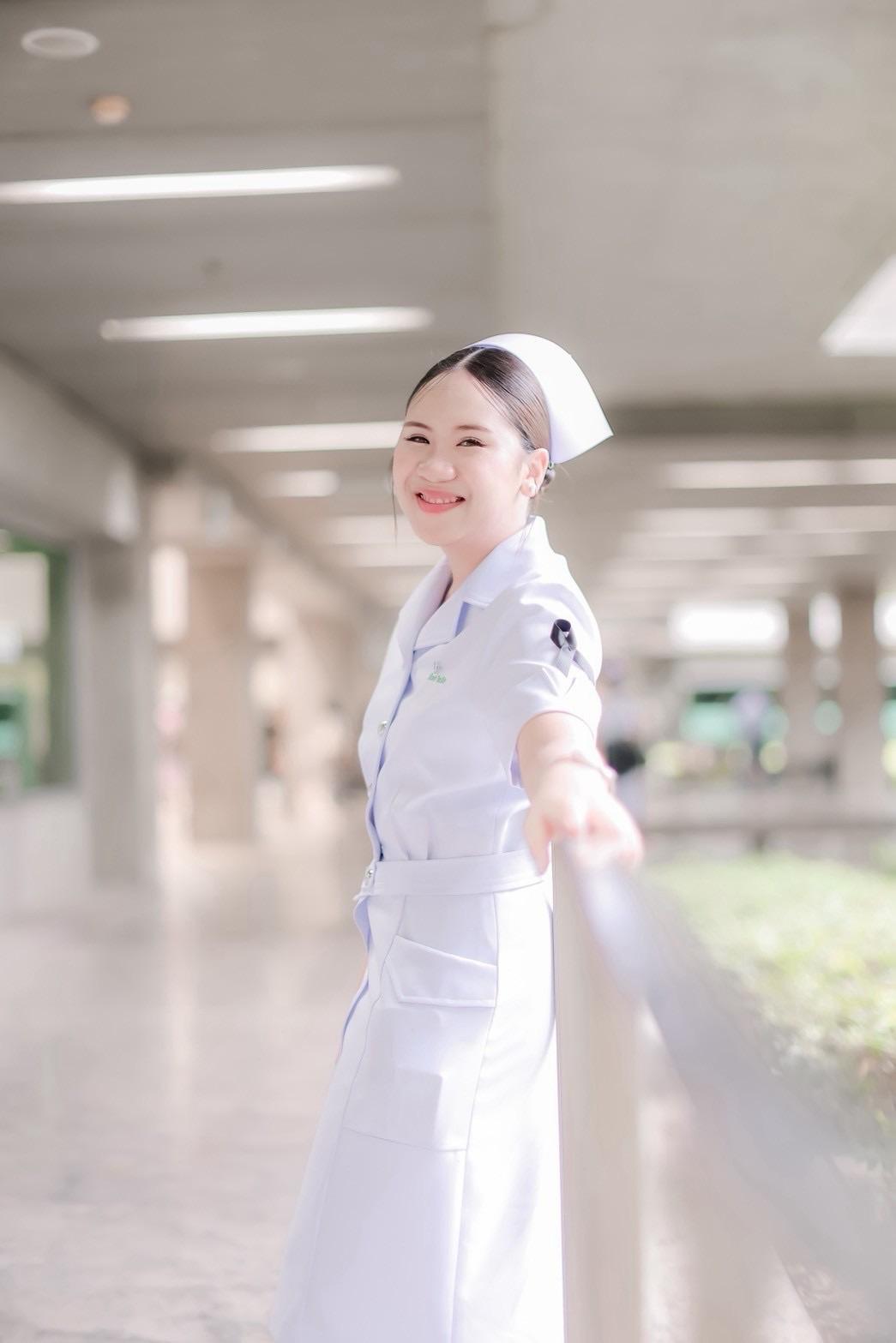 ผลงานรับปริญญา โดย Captain Studio ภาพที่ 3