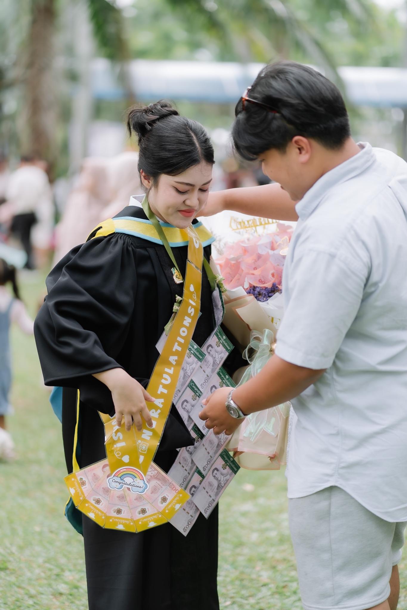 ผลงานรับปริญญา มหาวิทยาลัยสงขลานครินทร์ โดย Ft photo ภาพที่ 6