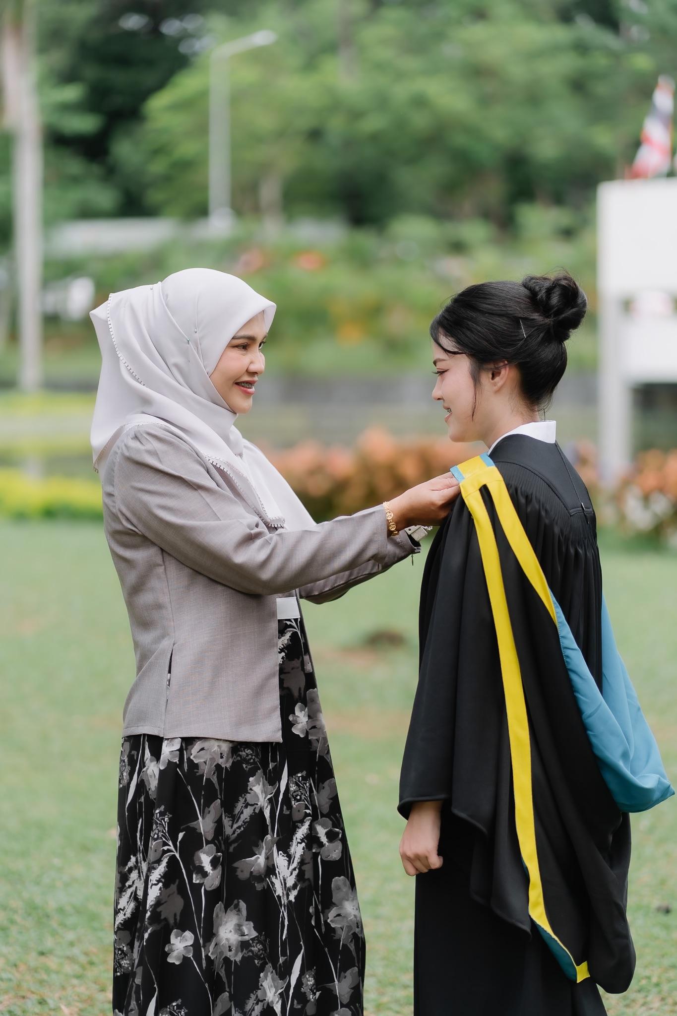ผลงานรับปริญญา มหาวิทยาลัยสงขลานครินทร์ โดย Ft photo ภาพที่ 3