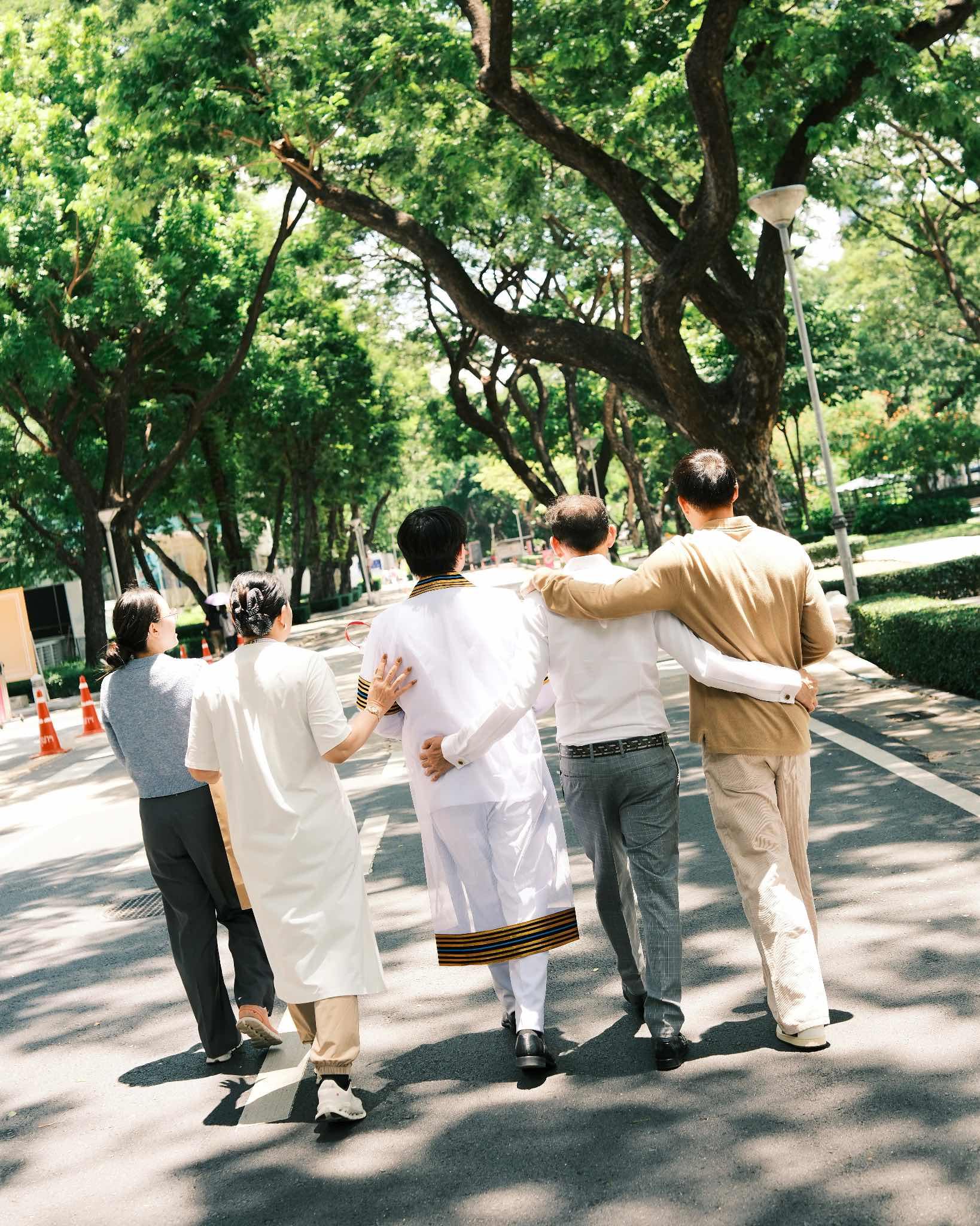 ผลงานรับปริญญา จุฬาลงกรณ์มหาวิทยาลัย โดย Akeanan Photo ภาพที่ 4