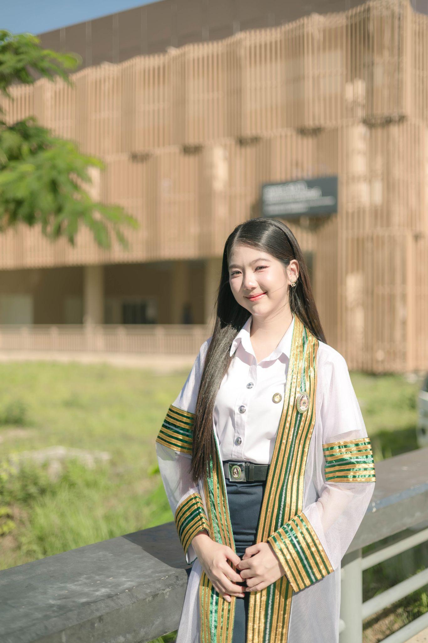 ผลงานรับปริญญา มหาวิทยาลัยราชภัฏวไลยอลงกรณ์ ในพระบรมราชูปถัมภ์ โดย tongfilms ภาพที่ 4