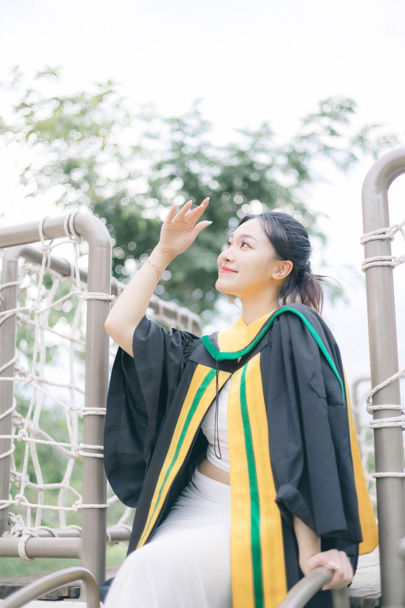 ผลงานรับปริญญา มหาวิทยาลัยหัวเฉียวเฉลิมพระเกียรติ โดย tongfilms ภาพที่ 3