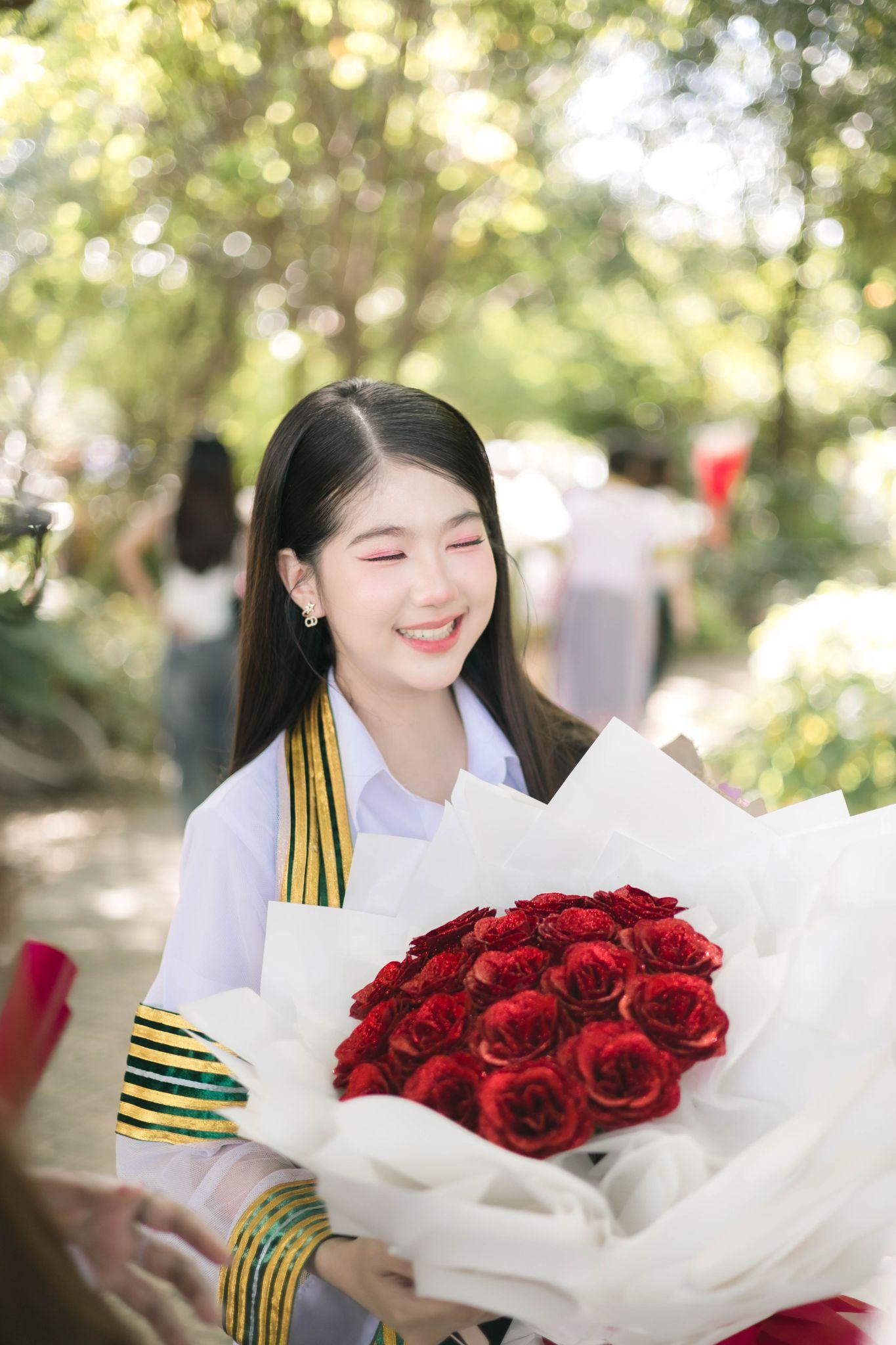 ผลงานรับปริญญา มหาวิทยาลัยราชภัฏวไลยอลงกรณ์ ในพระบรมราชูปถัมภ์ โดย tongfilms ภาพที่ 12