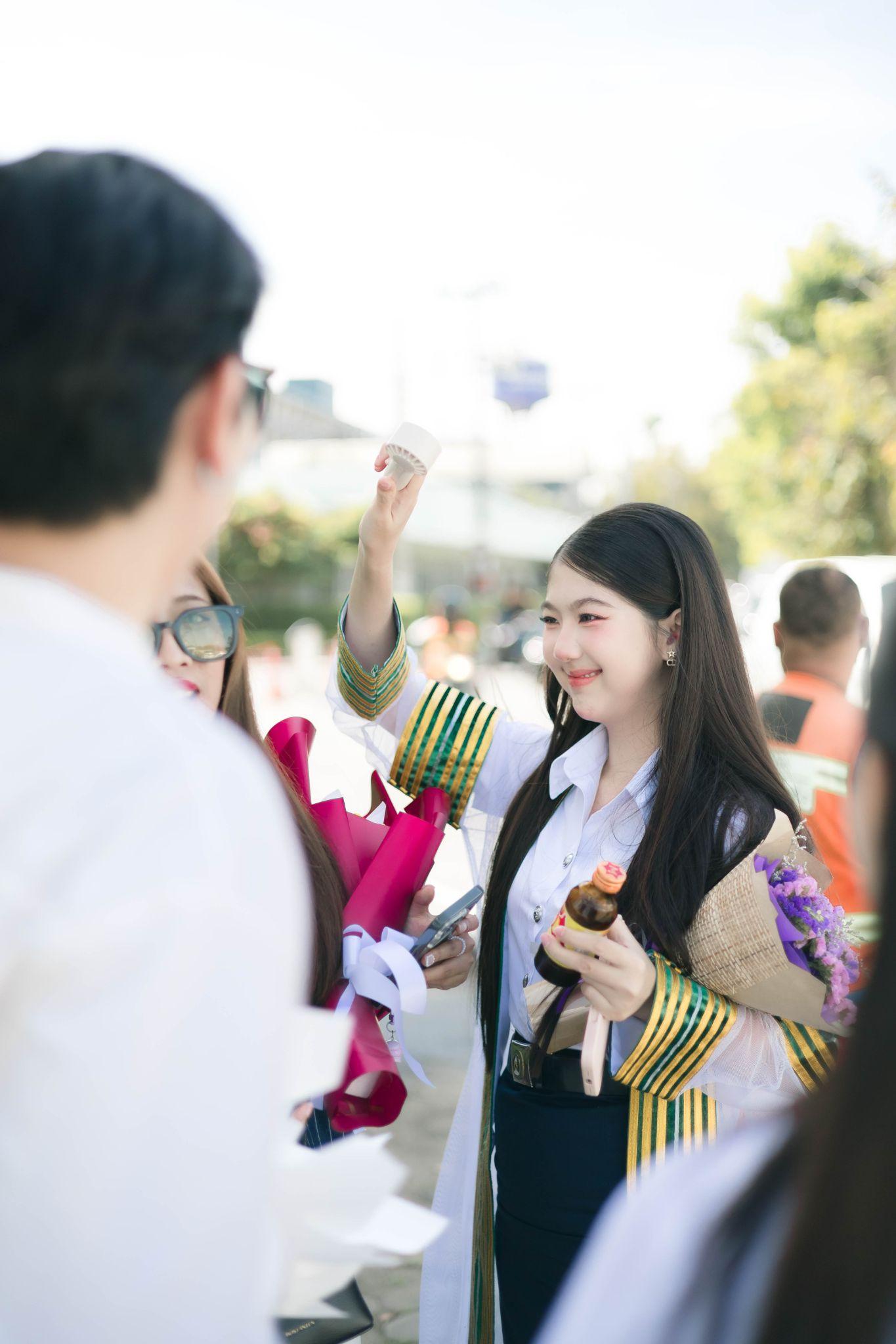 ผลงานรับปริญญา มหาวิทยาลัยราชภัฏวไลยอลงกรณ์ ในพระบรมราชูปถัมภ์ โดย tongfilms ภาพที่ 11