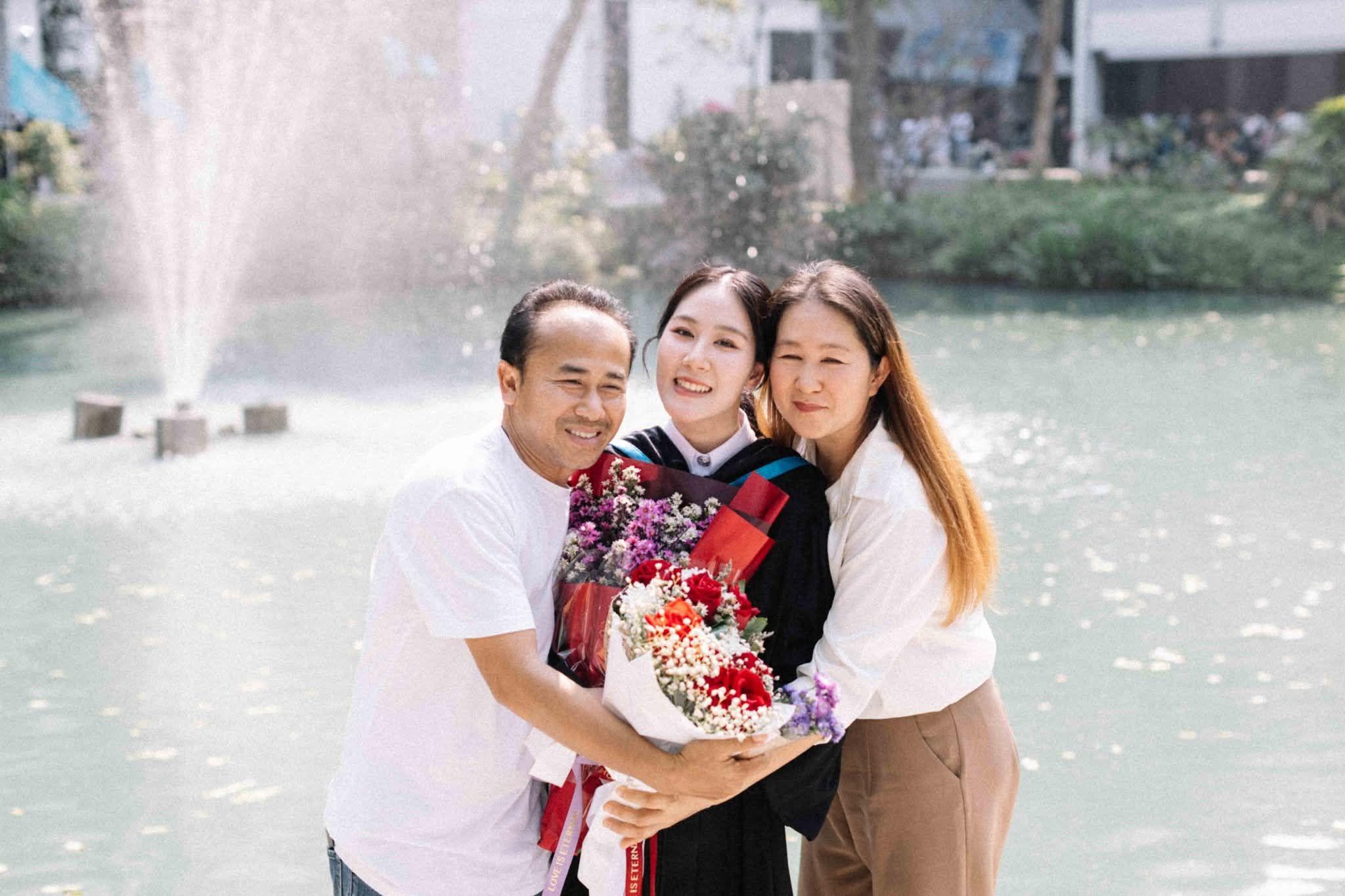ผลงานรับปริญญา มหาวิทยาลัยศิลปากร โดย Sky Photo ภาพที่ 6