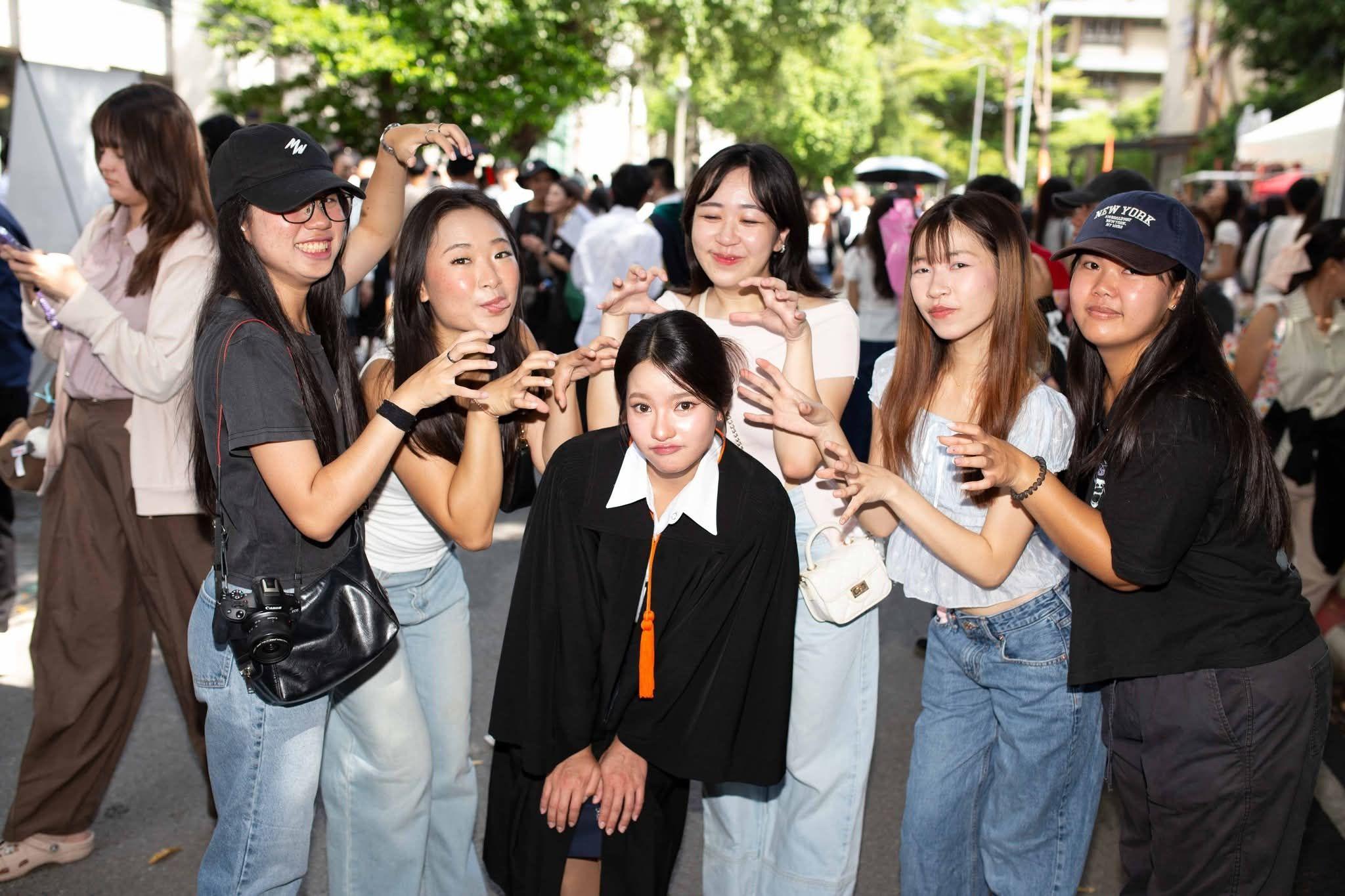 ผลงานรับปริญญา มหาวิทยาลัยเกษตรศาสตร์ โดย Sky Photo ภาพที่ 3