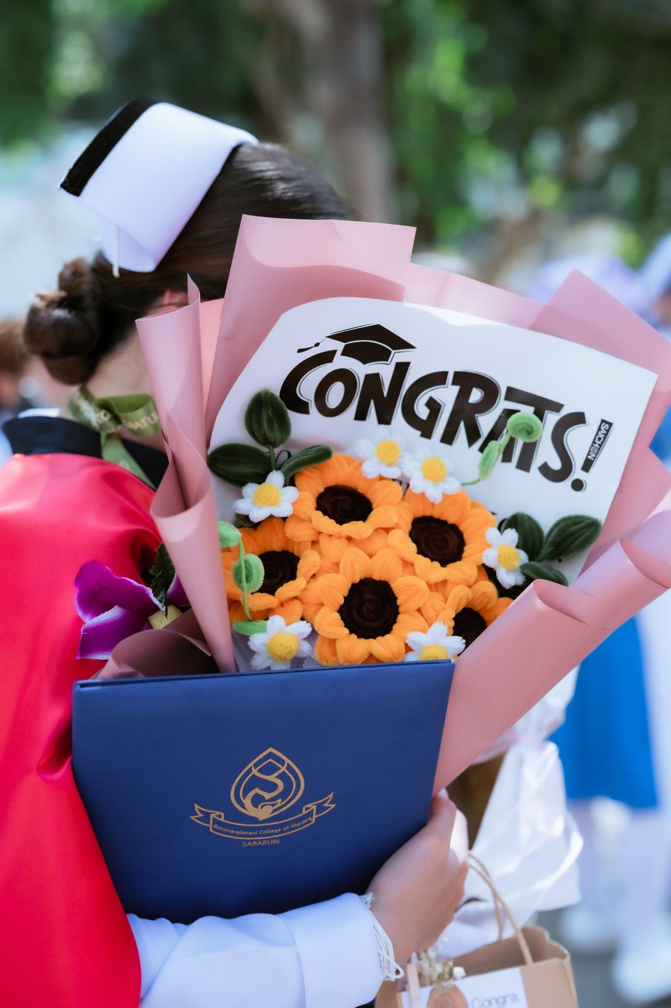 ผลงานรับปริญญา สถาบันพระบรมราชชนก โดย 105.4Gallery ภาพที่ 11