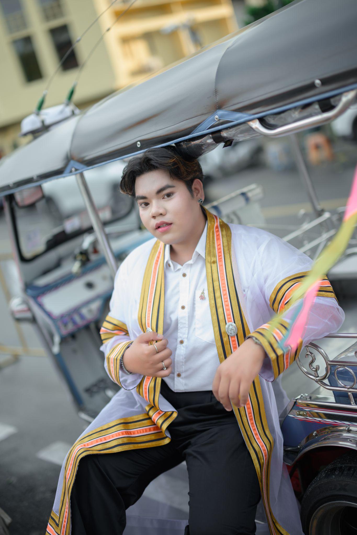 ผลงานรับปริญญา มหาวิทยาลัยราชภัฏสวนสุนันทา โดย 105.4Gallery ภาพที่ 15