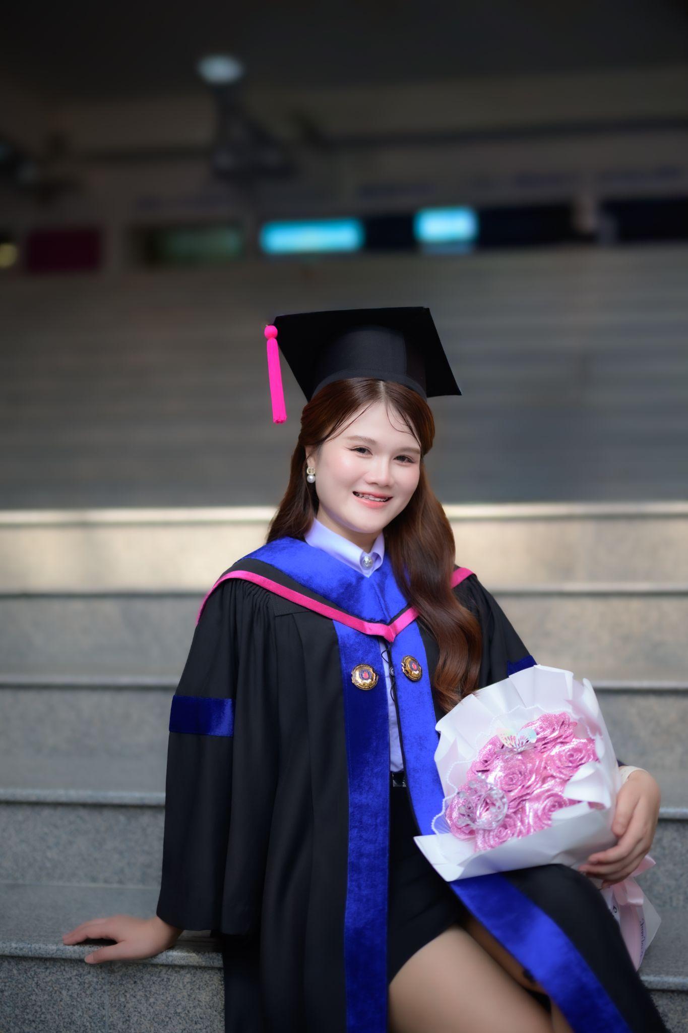 ผลงานรับปริญญา มหาวิทยาลัยปทุมธานี โดย 105.4Gallery ภาพที่ 7