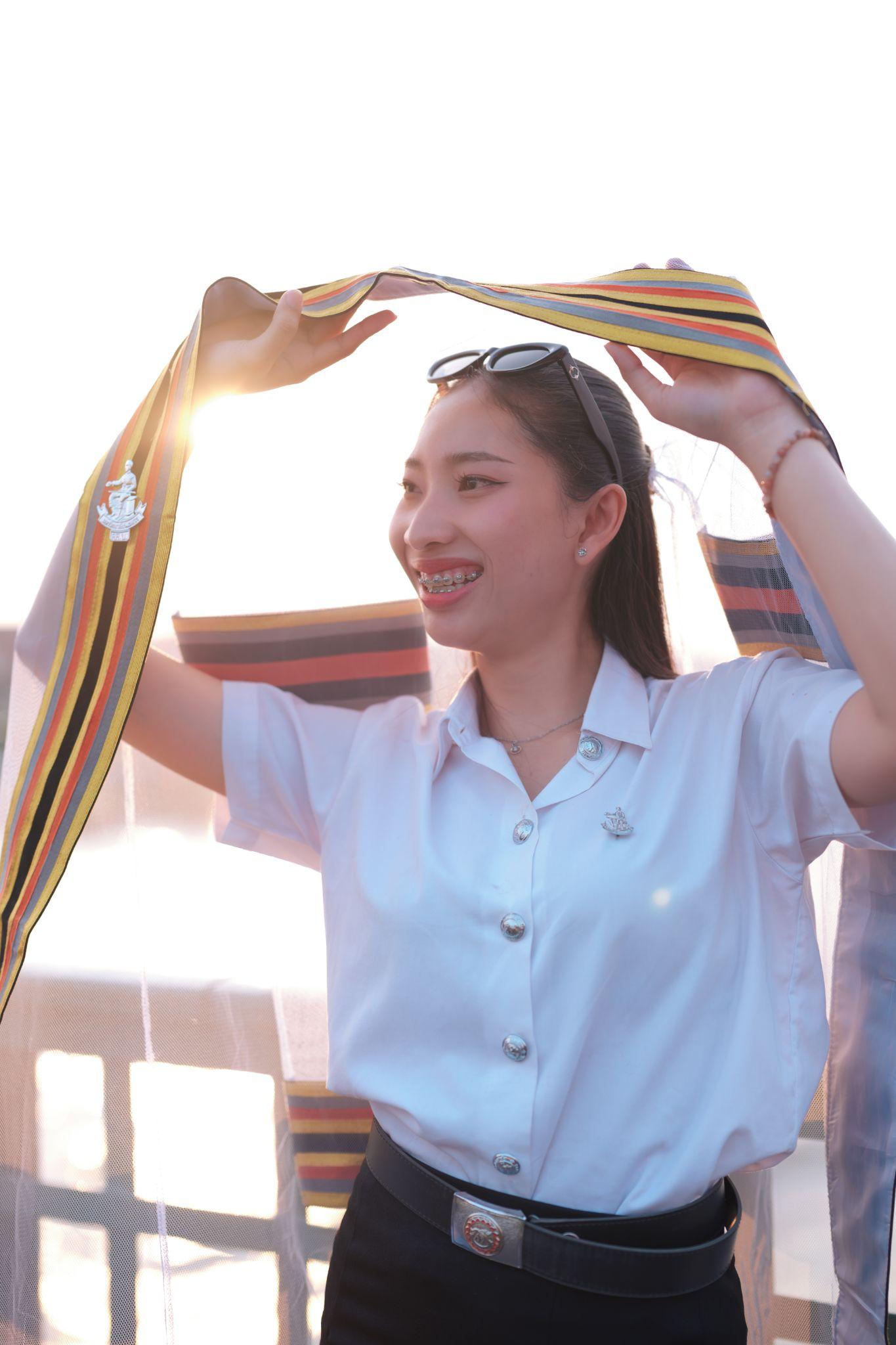 ผลงานรับปริญญา มหาวิทยาลัยนเรศวร โดย 105.4Gallery ภาพที่ 3