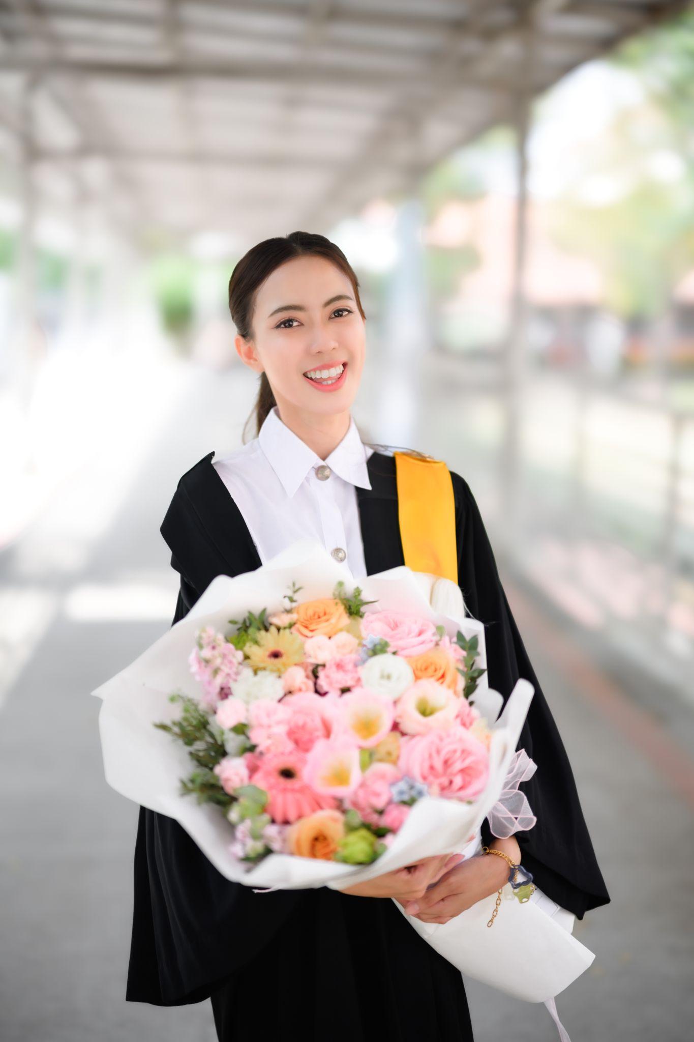 ผลงานรับปริญญา มหาวิทยาลัยธรรมศาสตร์ โดย 105.4Gallery ภาพที่ 14