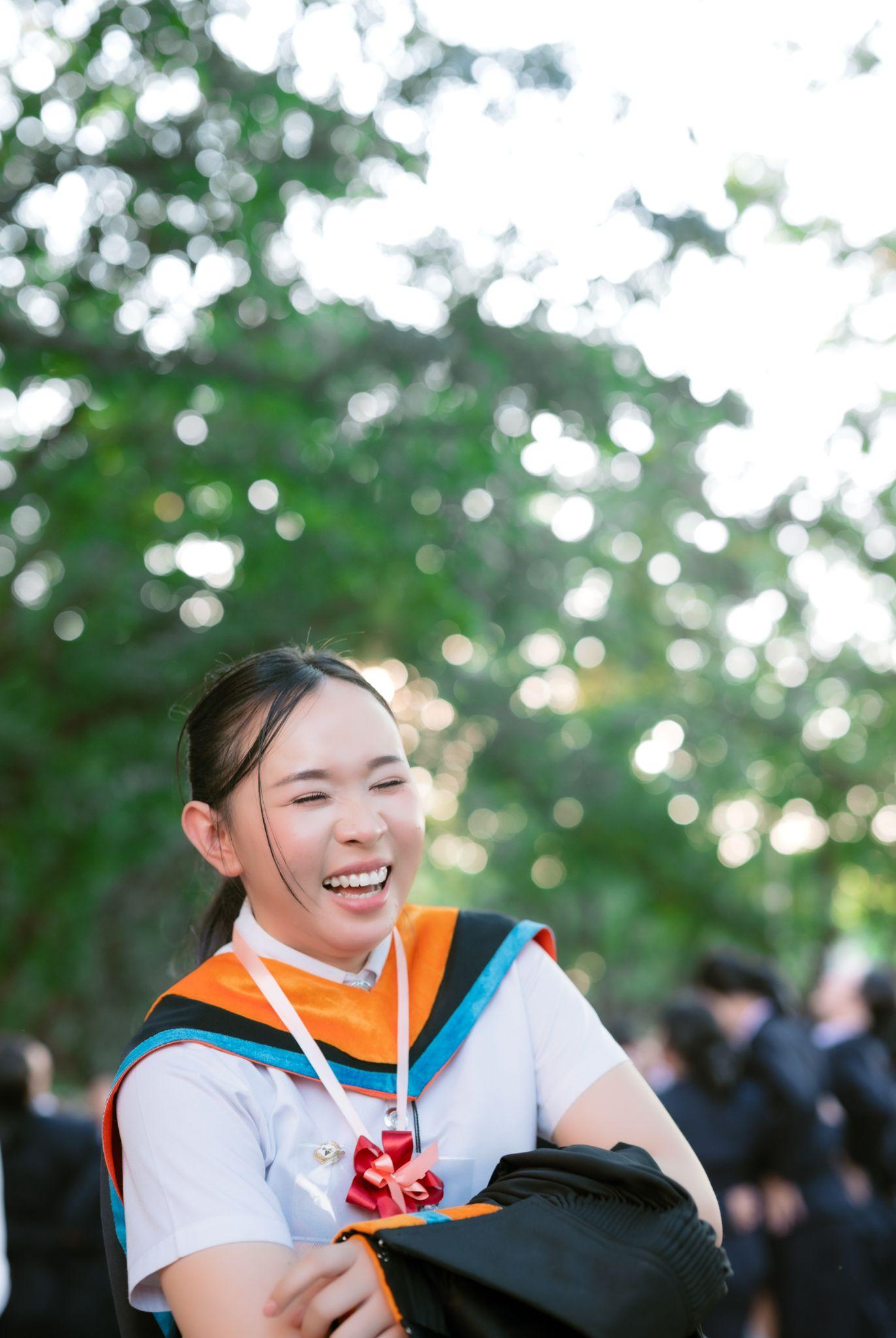 ผลงานรับปริญญา มหาวิทยาลัยเกษมบัณฑิต โดย 105.4Gallery ภาพที่ 2