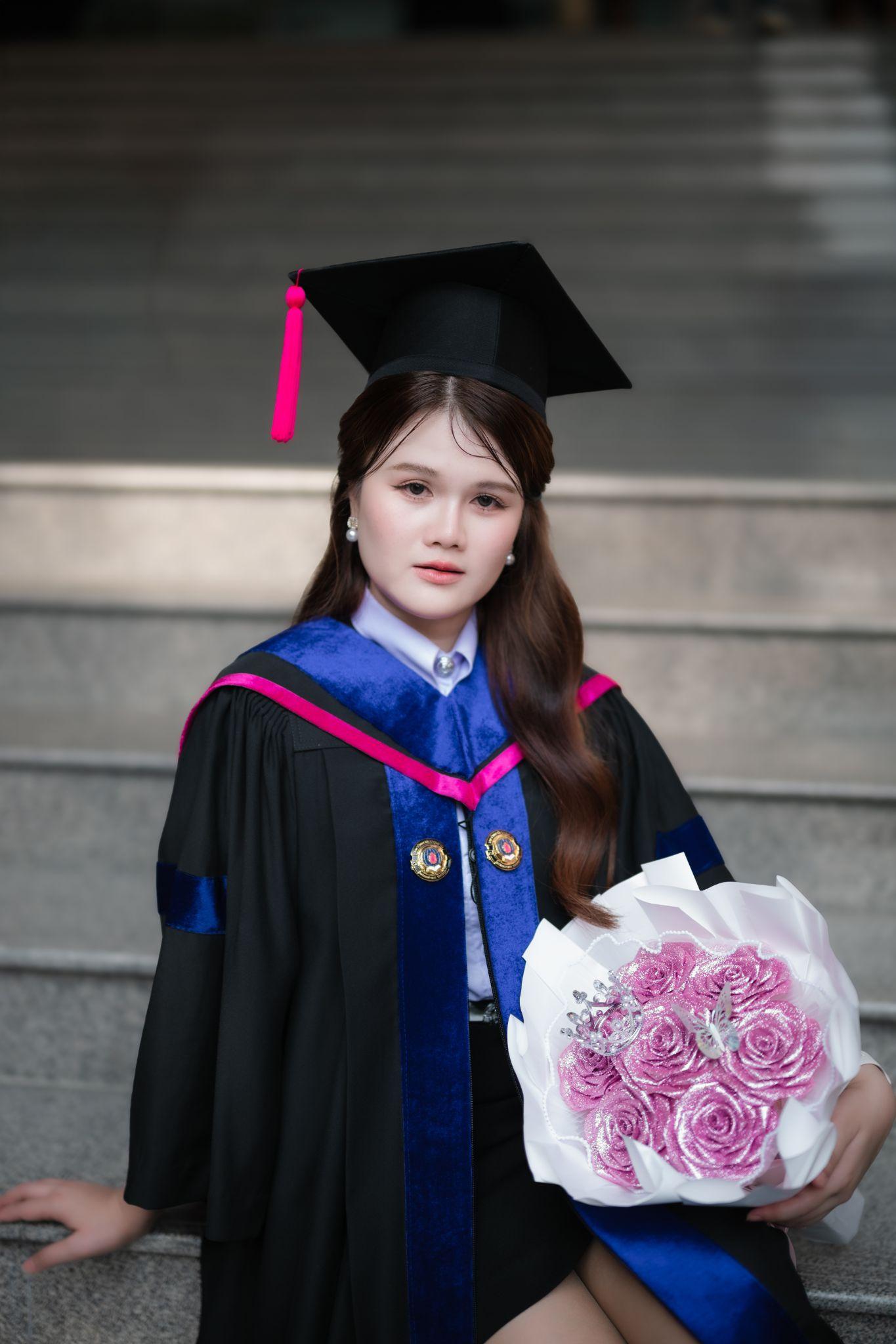ผลงานรับปริญญา มหาวิทยาลัยปทุมธานี โดย 105.4Gallery ภาพที่ 4