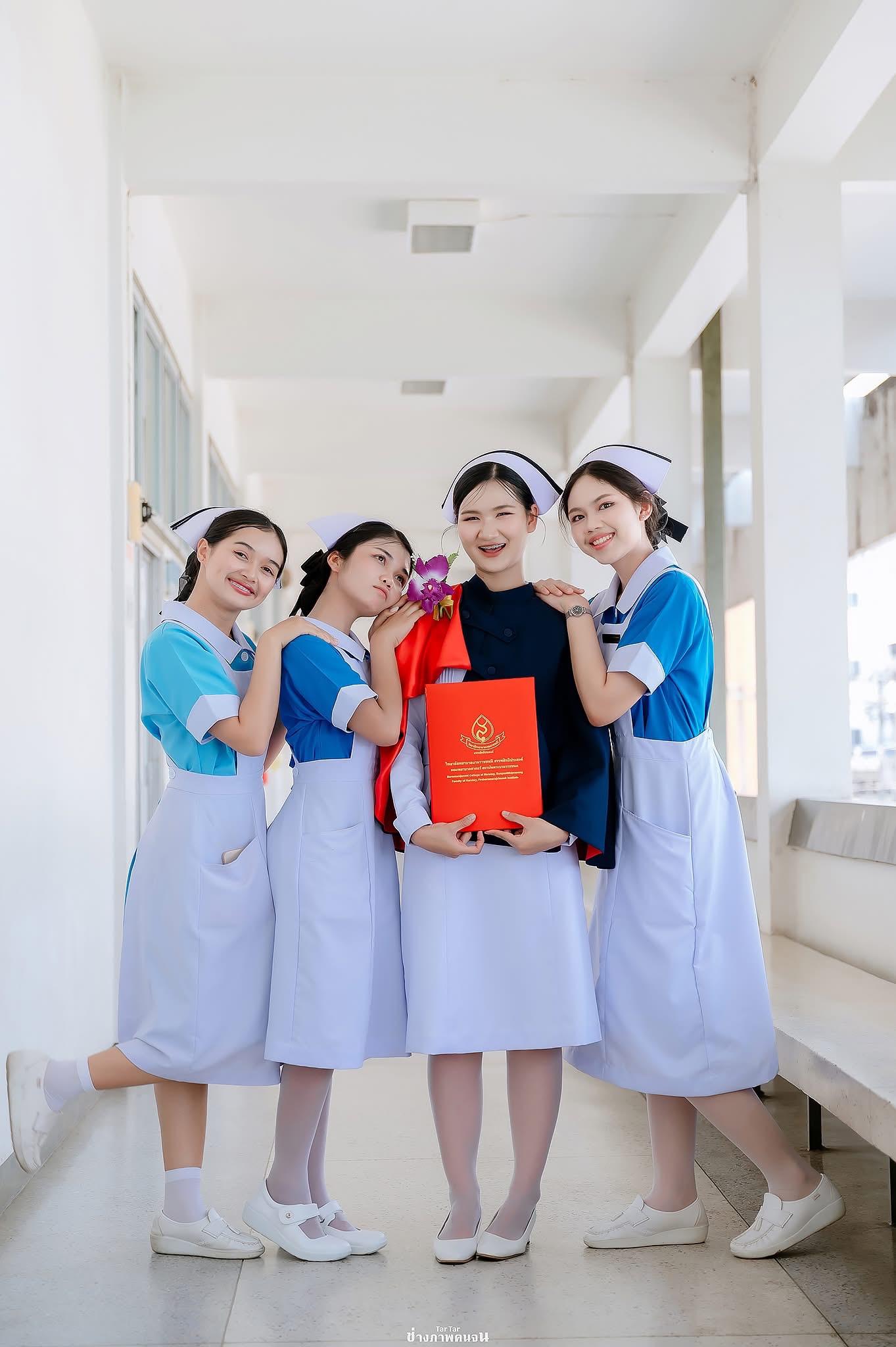 ผลงานรับปริญญา โดย Tarpixels ภาพที่ 8