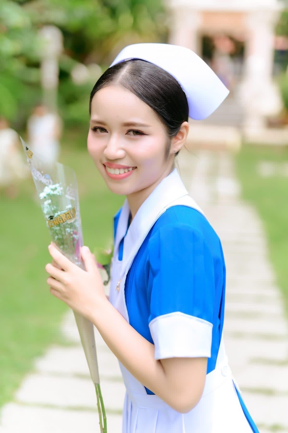 ผลงานรับปริญญา โดย Tarpixels ภาพที่ 8