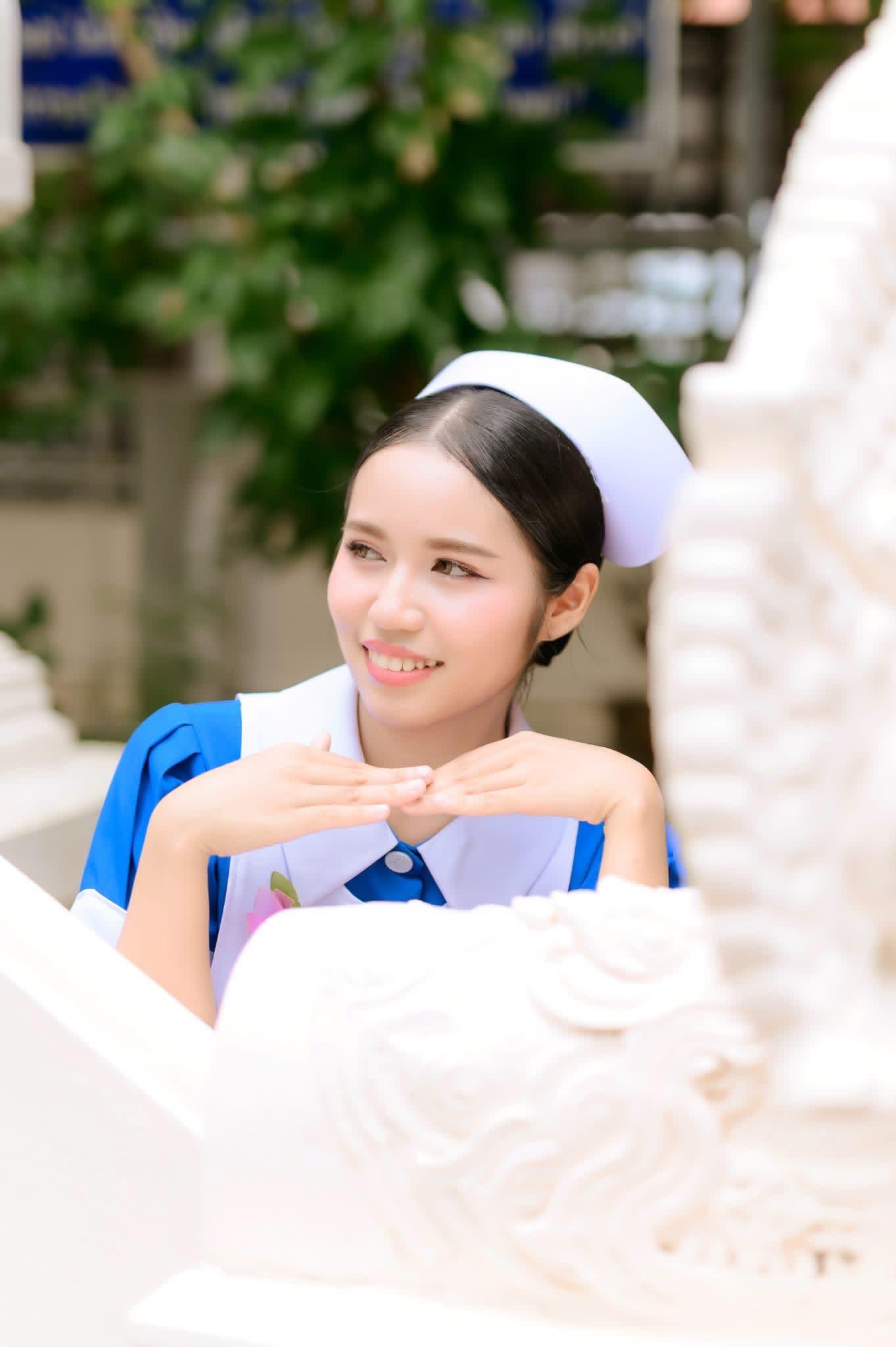 ผลงานรับปริญญา โดย Tarpixels ภาพที่ 3