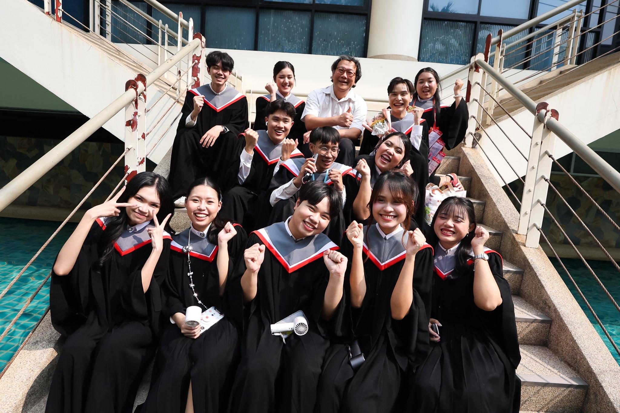 ผลงานรับปริญญา มหาวิทยาลัยศรีนครินทรวิโรฒ โดย Perper_Photographer ภาพที่ 6