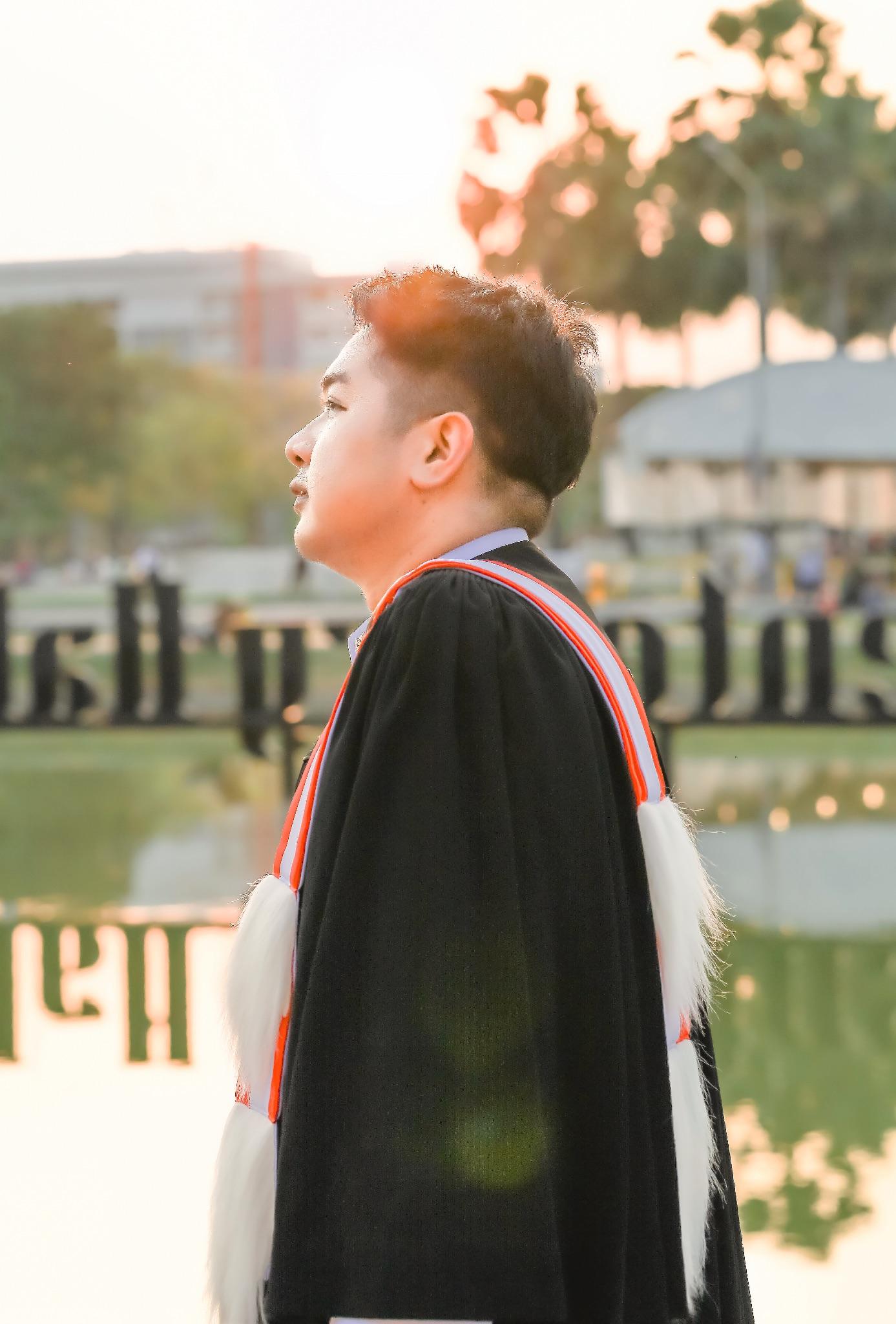 ผลงานรับปริญญา มหาวิทยาลัยธรรมศาสตร์ โดย Your memories ภาพที่ 4