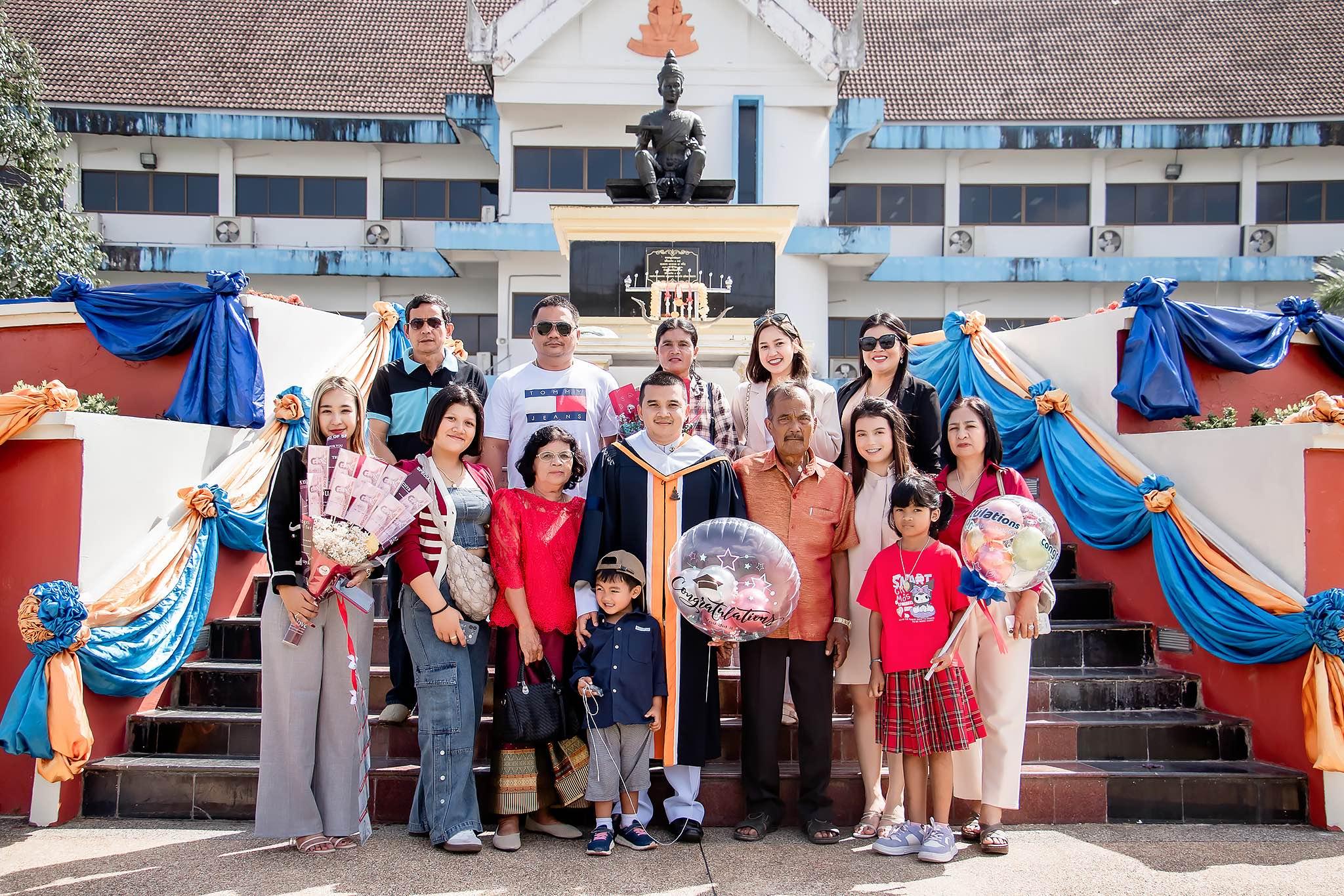 ผลงานรับปริญญา มหาวิทยาลัยรามคำแหง โดย Your memories ภาพที่ 18