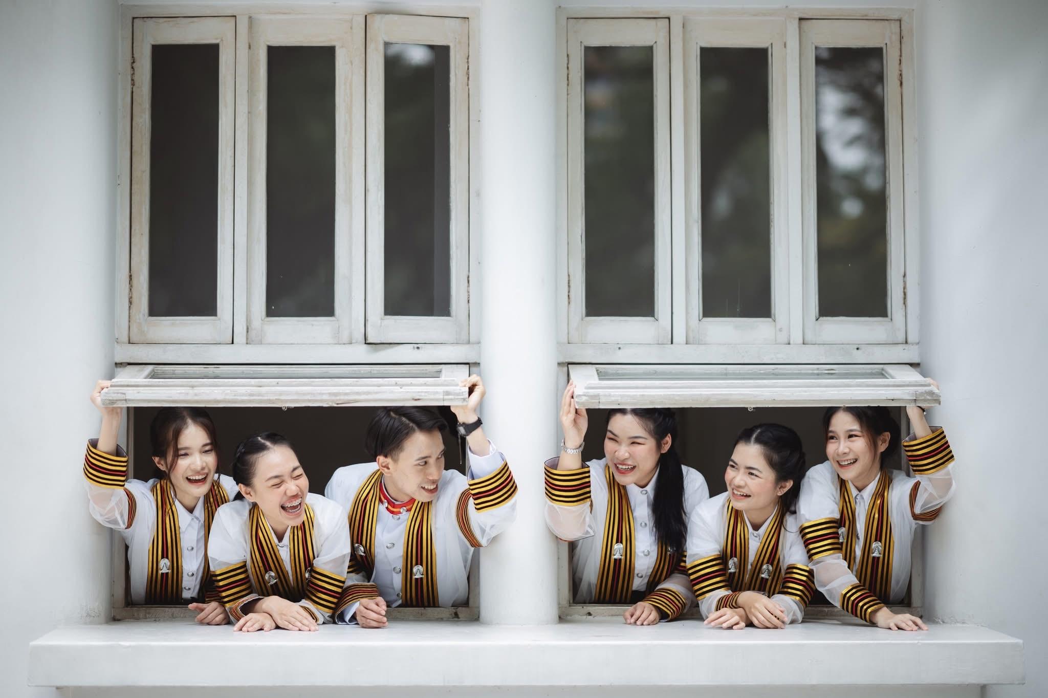 ผลงานรับปริญญา โดย GarMoPixs ภาพที่ 4