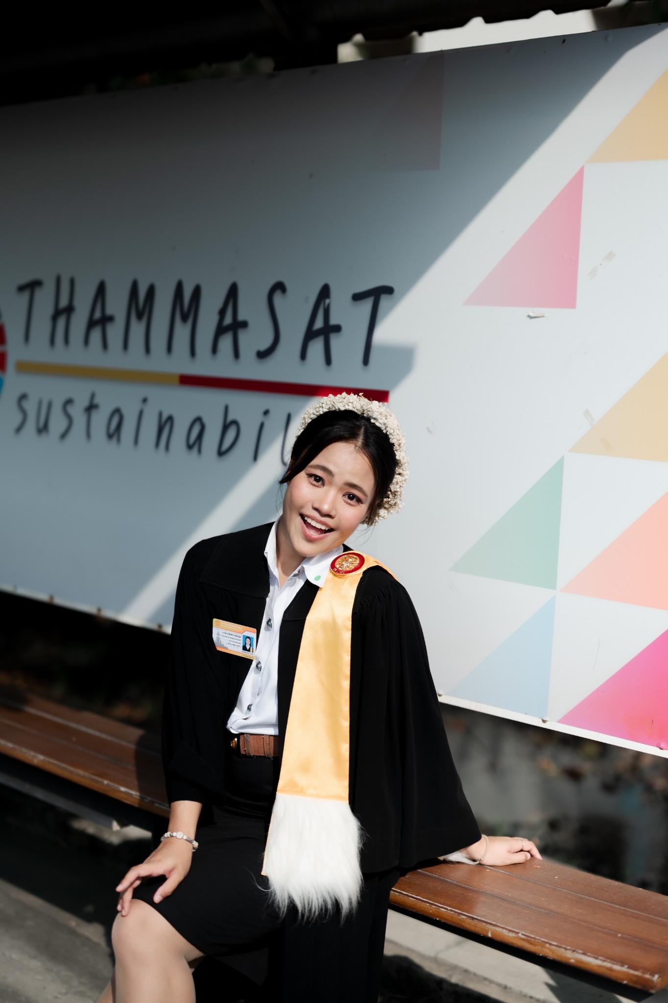 ผลงานรับปริญญา มหาวิทยาลัยธรรมศาสตร์ โดย GarMoPixs ภาพที่ 19