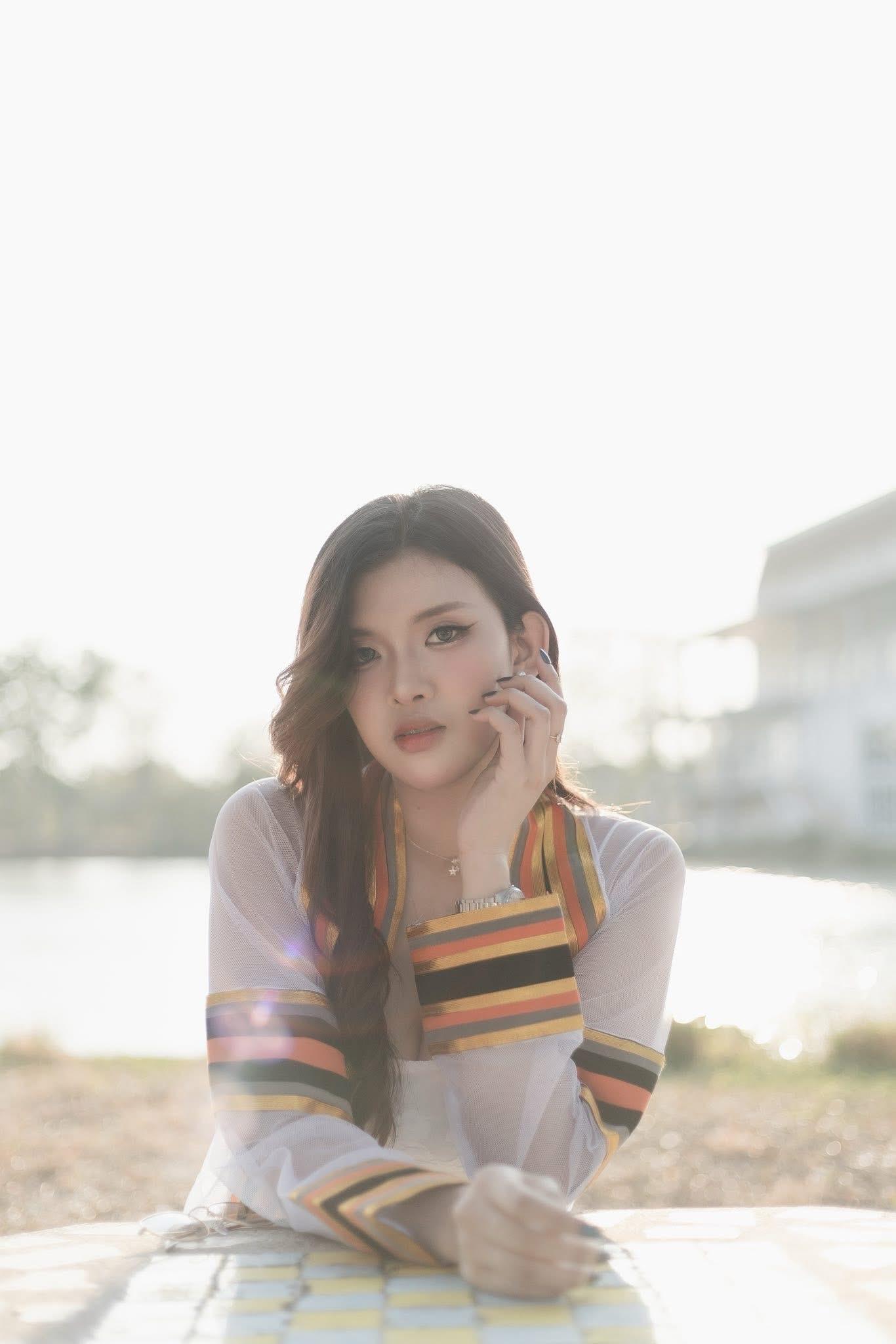 ผลงานรับปริญญา โดย 13JUNE ภาพที่ 4
