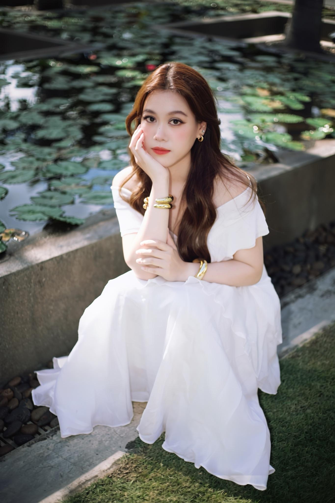 ผลงานรับปริญญา มหาวิทยาลัยนเรศวร โดย 13JUNE ภาพที่ 1