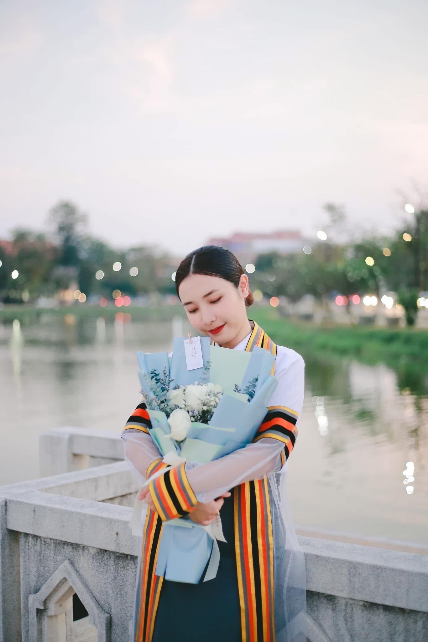 ผลงานรับปริญญา มหาวิทยาลัยนเรศวร โดย 13JUNE ภาพที่ 7