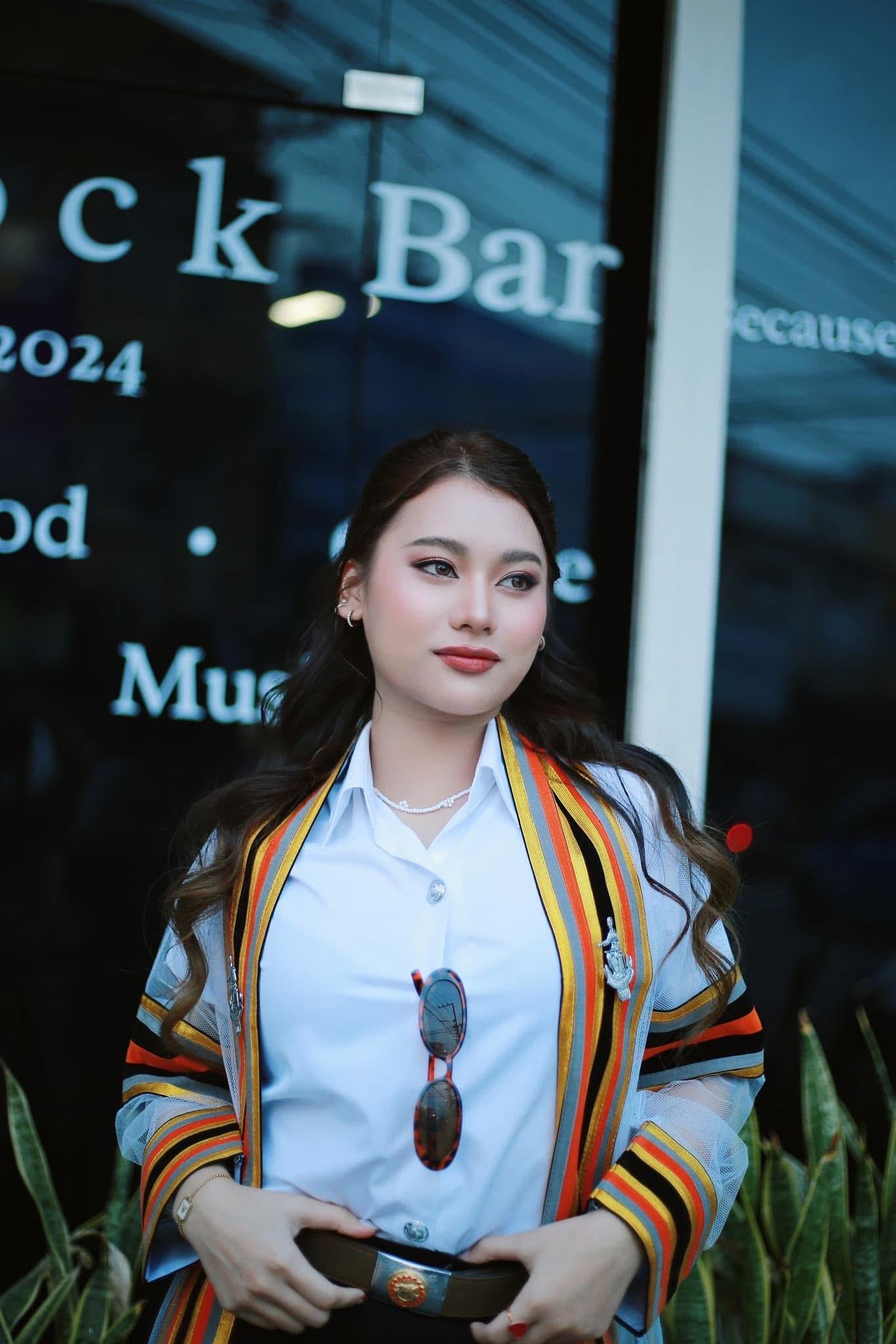 ผลงานรับปริญญา มหาวิทยาลัยนเรศวร โดย 13JUNE ภาพที่ 6