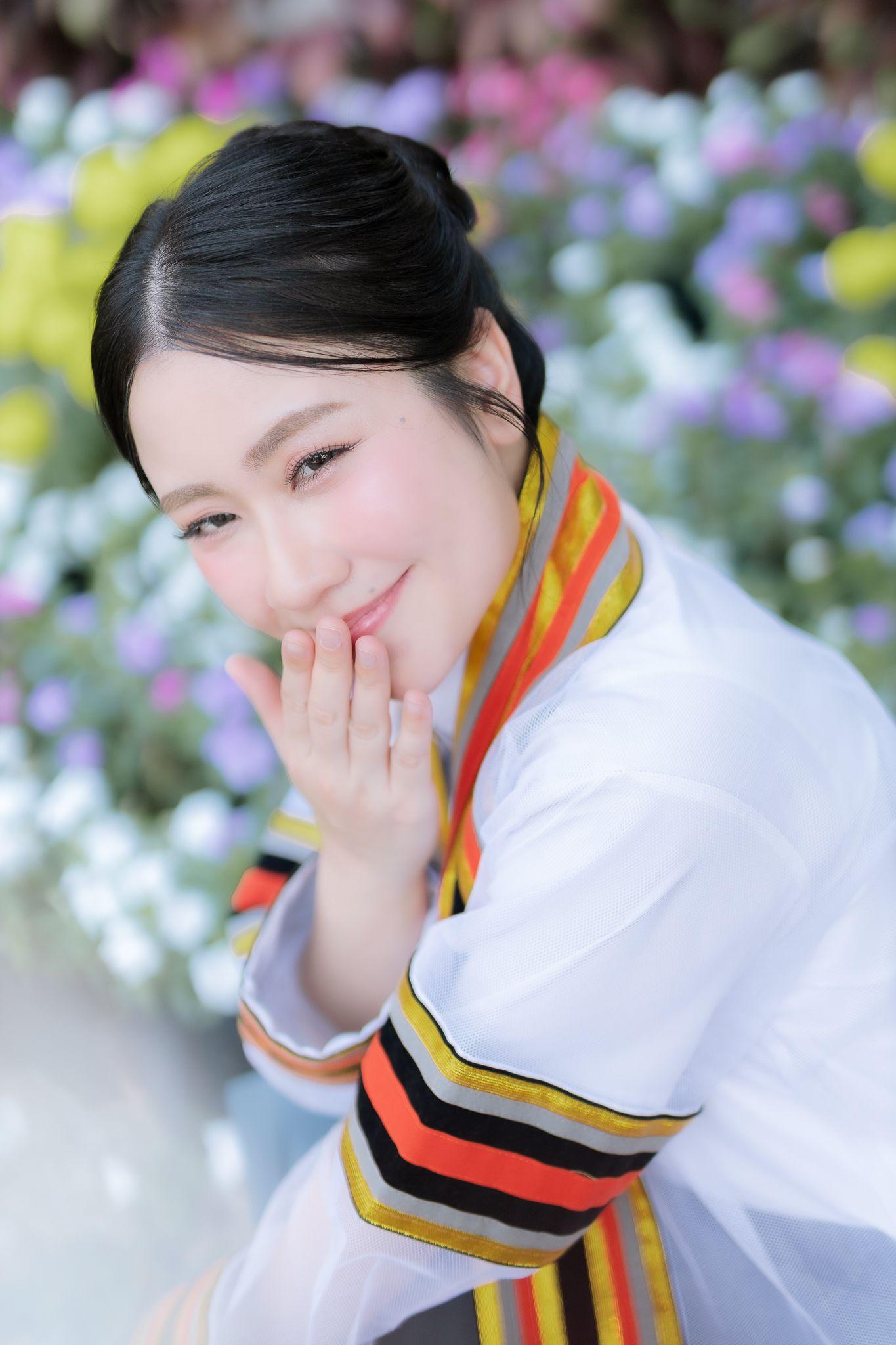 ผลงานรับปริญญา โดย Araya2002 ภาพที่ 1