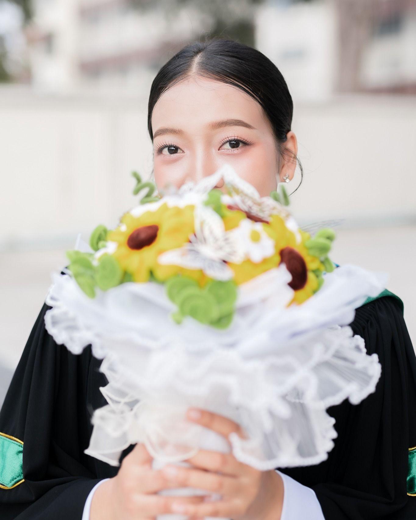 ผลงานรับปริญญา โดย Araya2002 ภาพที่ 20