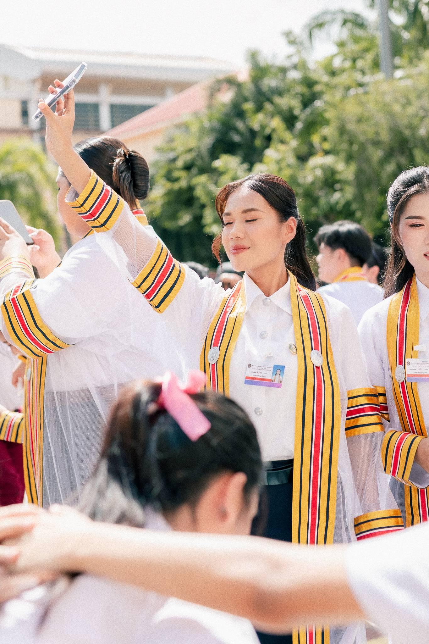 ผลงานรับปริญญา โดย Araya2002 ภาพที่ 14