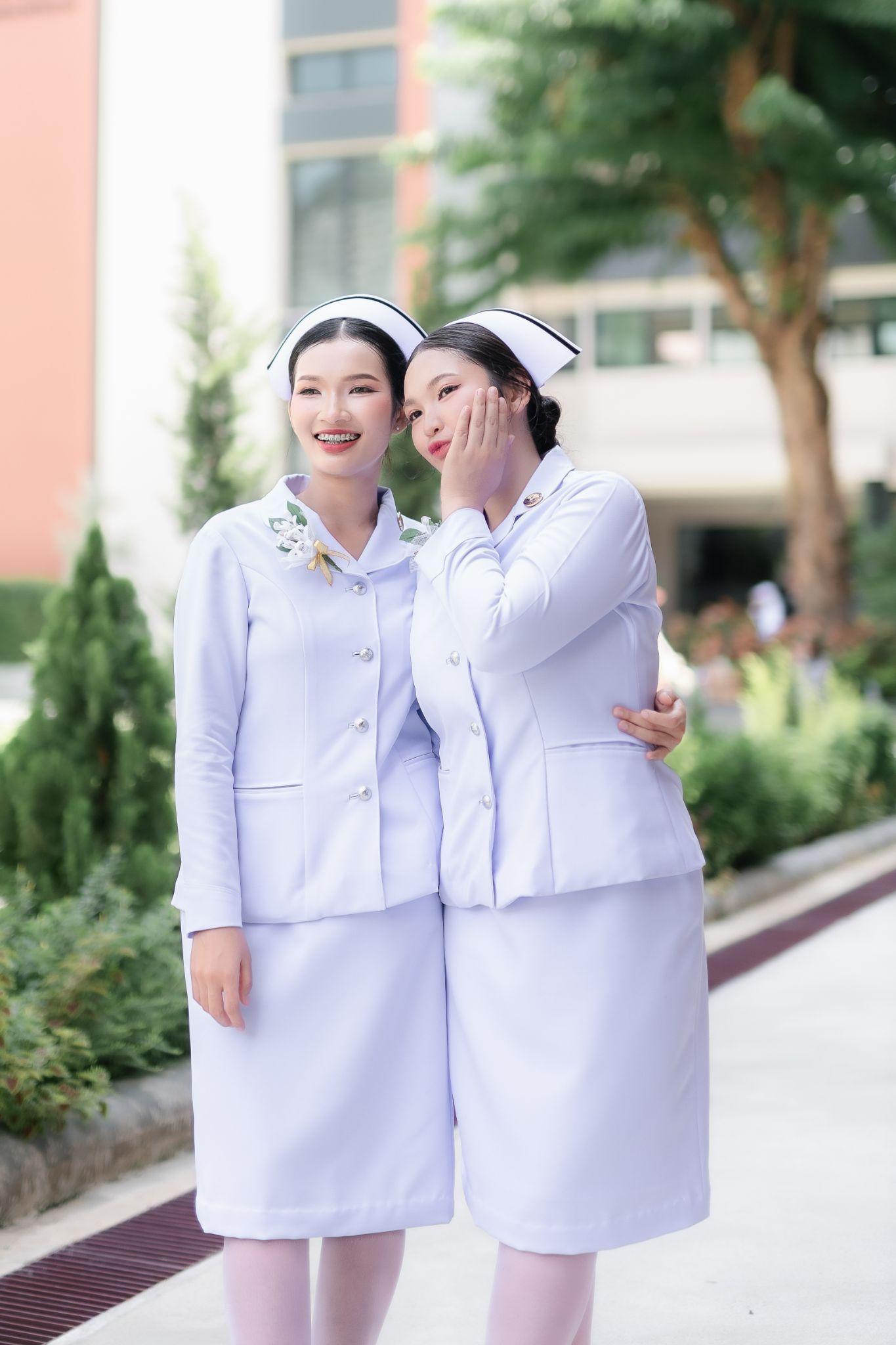 ผลงานรับปริญญา โดย Araya2002 ภาพที่ 15