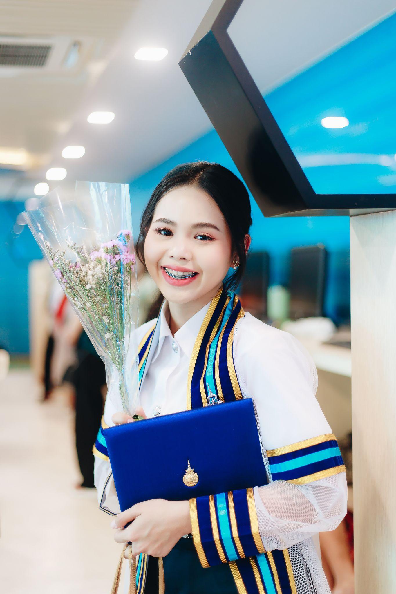 ผลงานรับปริญญา มหาวิทยาลัยเทคโนโลยีราชมงคลธัญบุรี โดย StrawberryBoy_Photo ภาพที่ 9