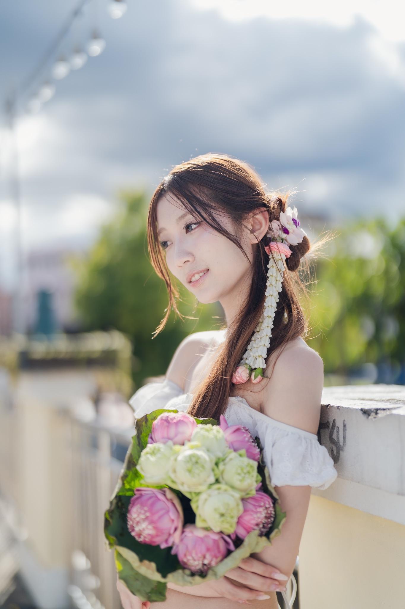 ผลงานรับปริญญา มหาวิทยาลัยเชียงใหม่ โดย ก็อกน้ำ ภาพที่ 3