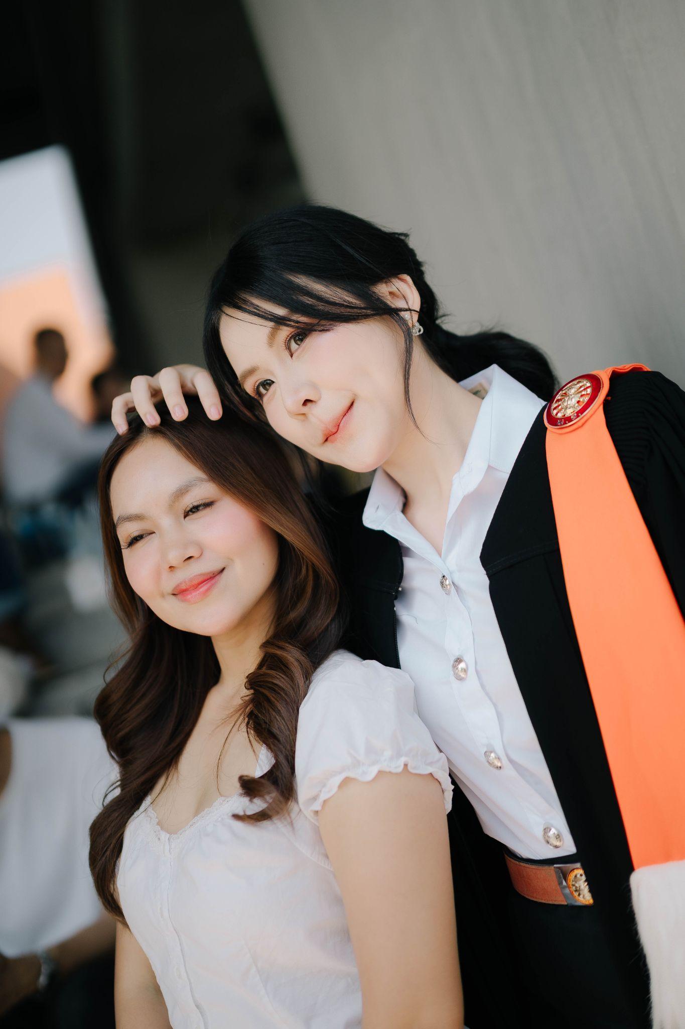 ผลงานรับปริญญา โดย Te-A-Si ภาพที่ 15