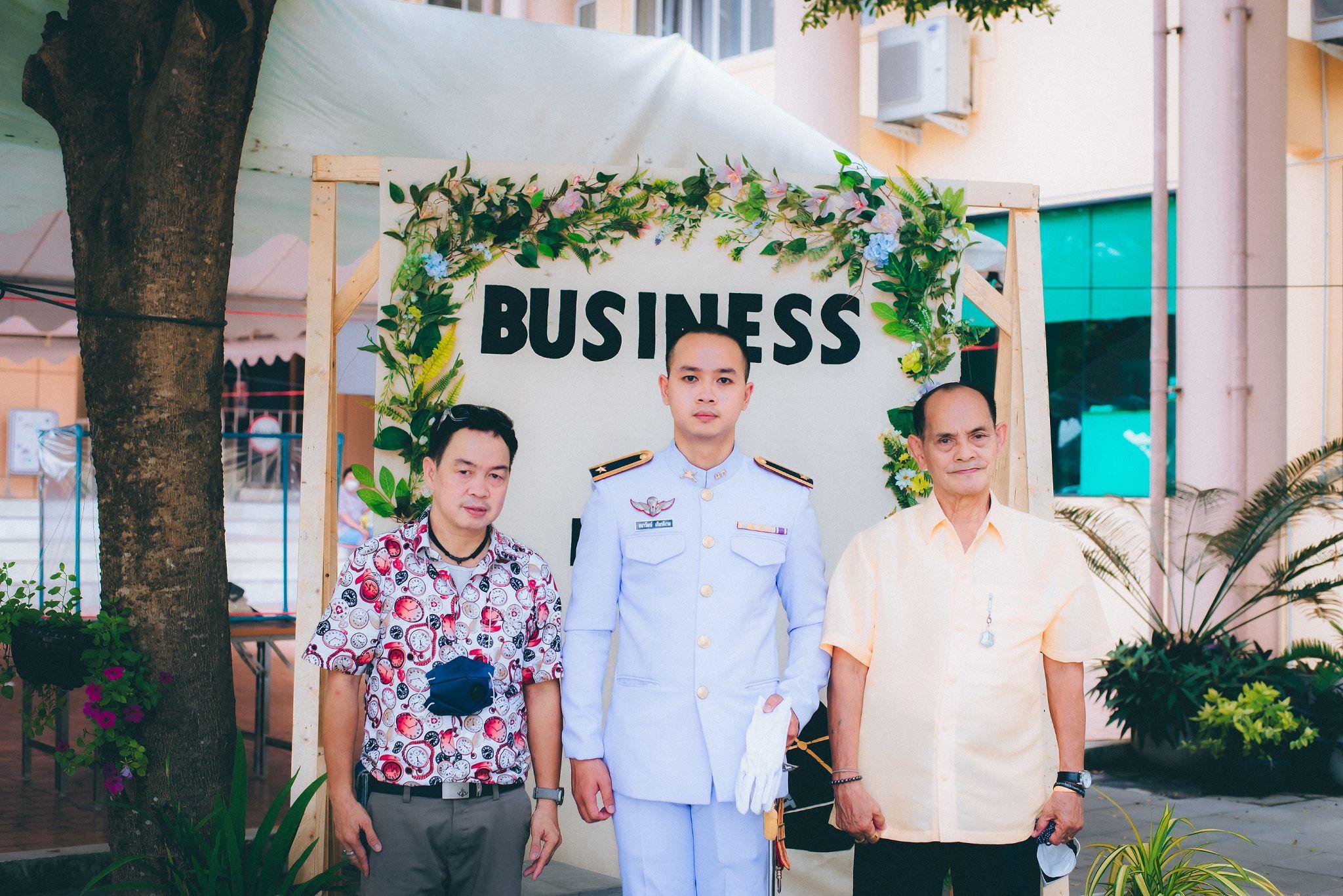 ผลงานรับปริญญา มหาวิทยาลัยเทคโนโลยีราชมงคลธัญบุรี โดย KKungPhotoGraphy ภาพที่ 16